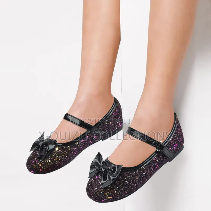 Black Glittery Flat Shoe (28-32)