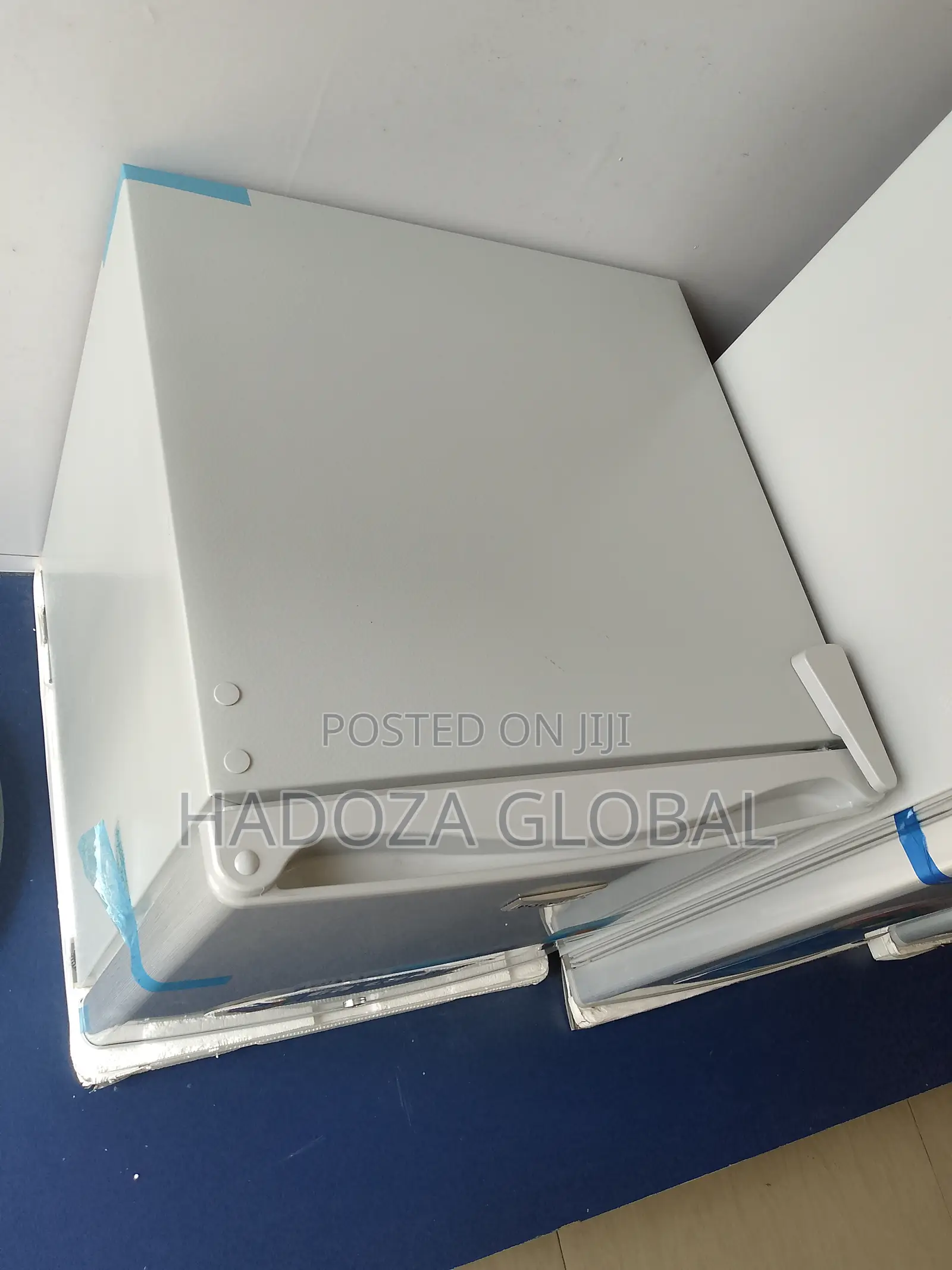 Big Cooling Polystar Refrigerator