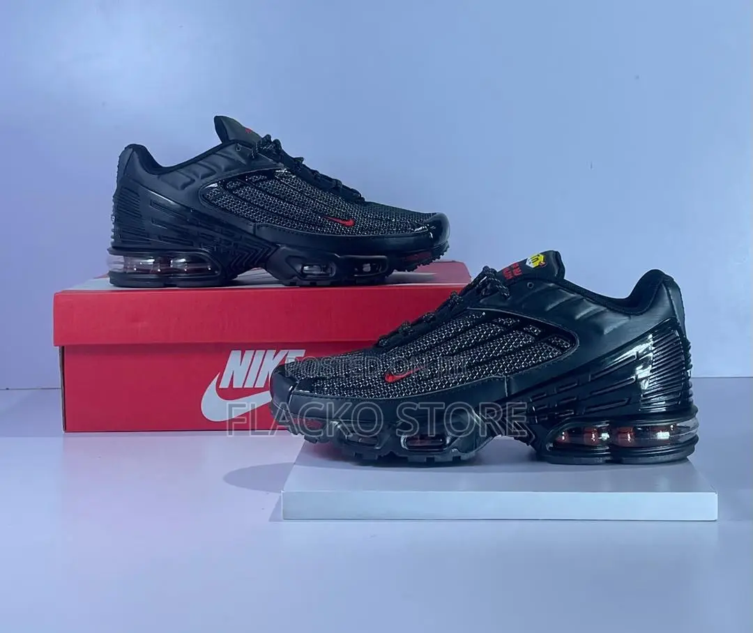 Original Nike Air Max Plus 3 Black Reflective Silver Sneaker