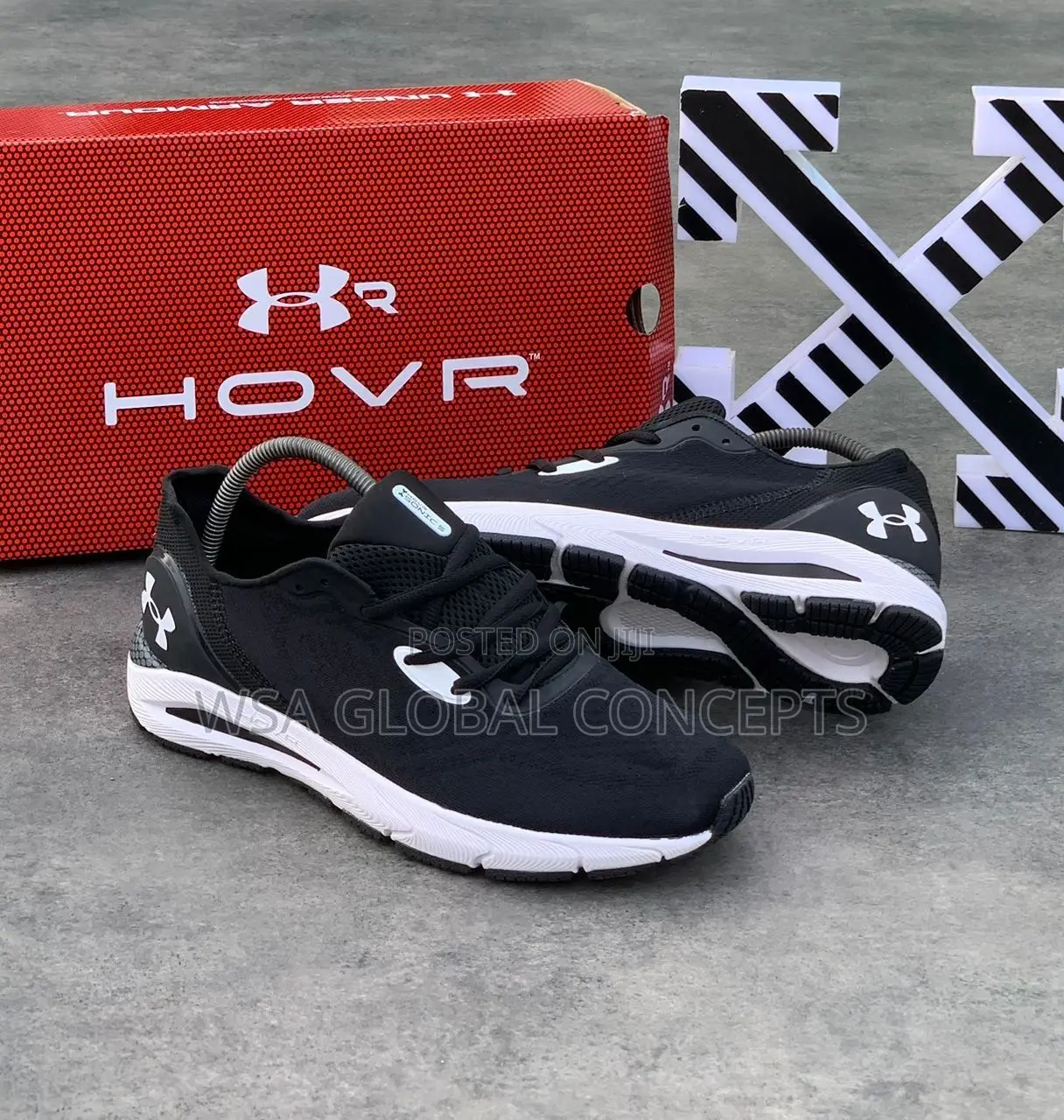 Under Armour HOVR Sonic 5 Running Black White Sneakers