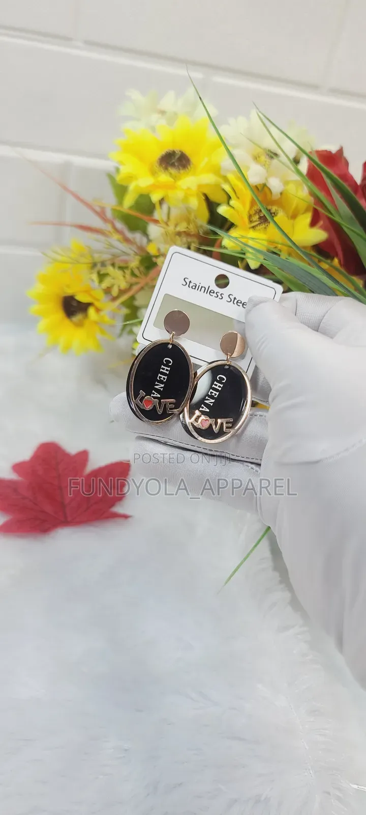 Female Oval Fashion Earrings