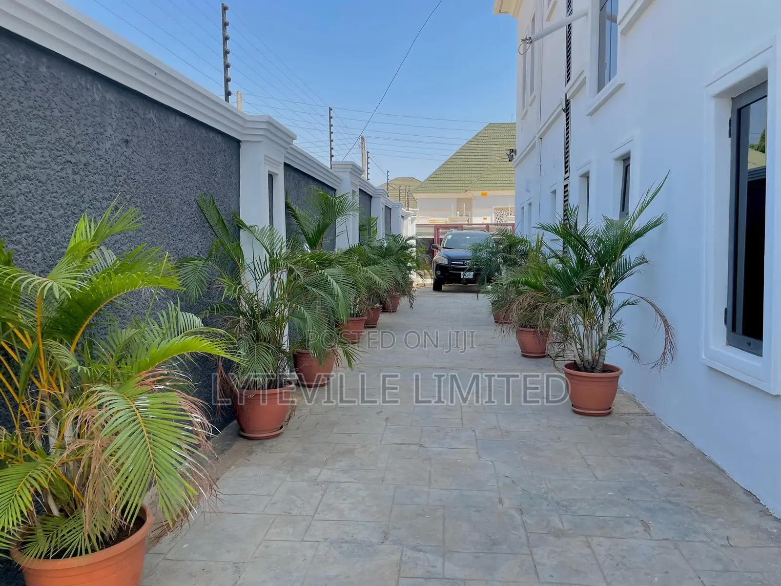 Furnished 7bdrm Duplex in Lokogoma for sale