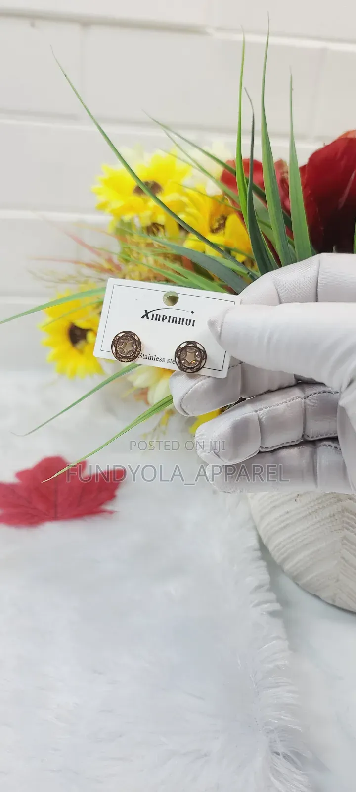 Female SIMPLE Earrings