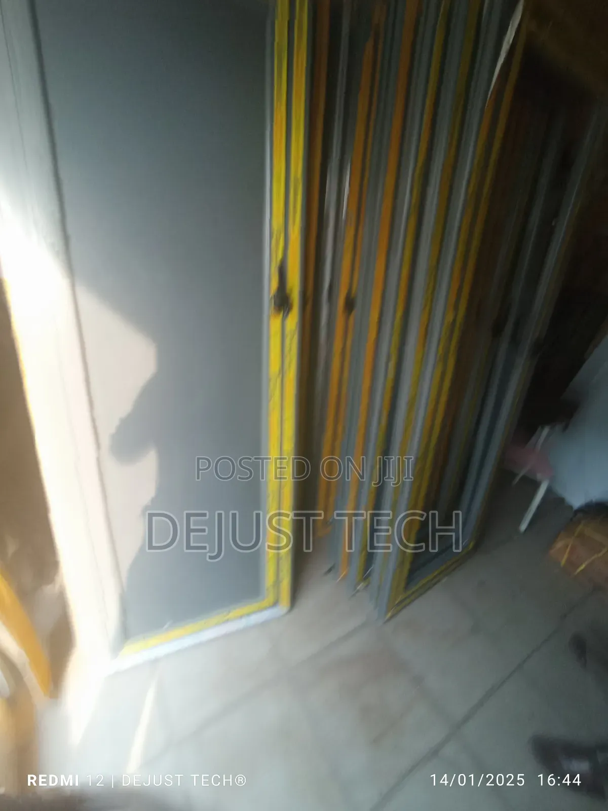Classic Aluminium Toilet Doors