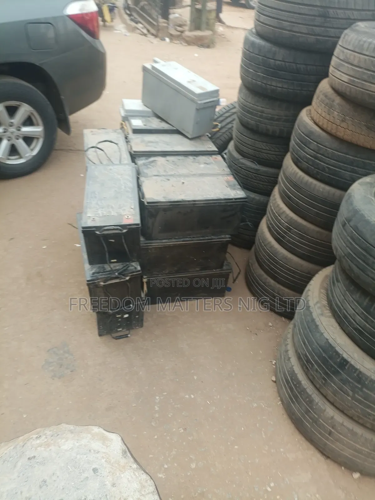 Buyer of Scrap Solar Inverter Battery Black