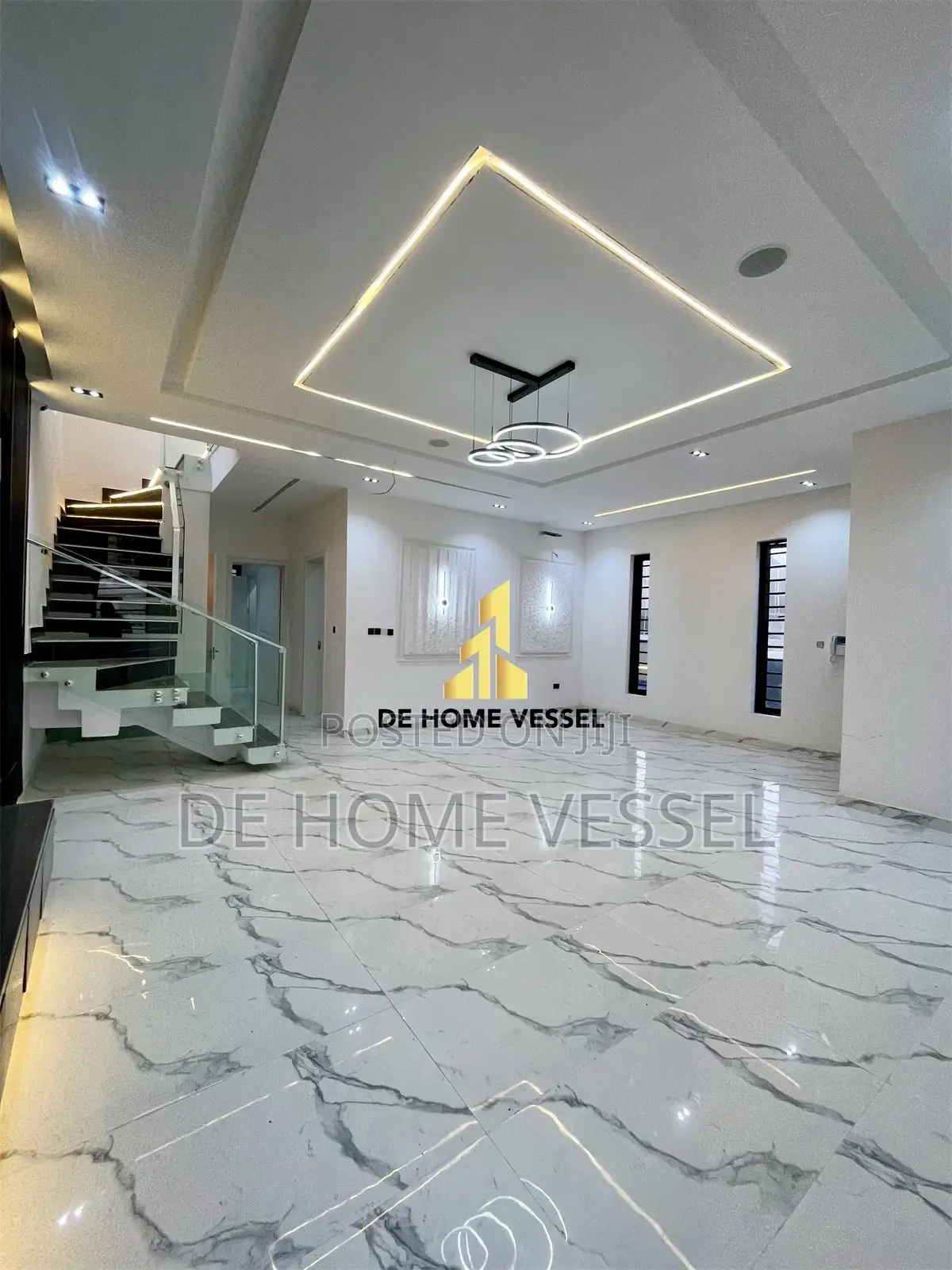 4bdrm Duplex in Ikota for sale