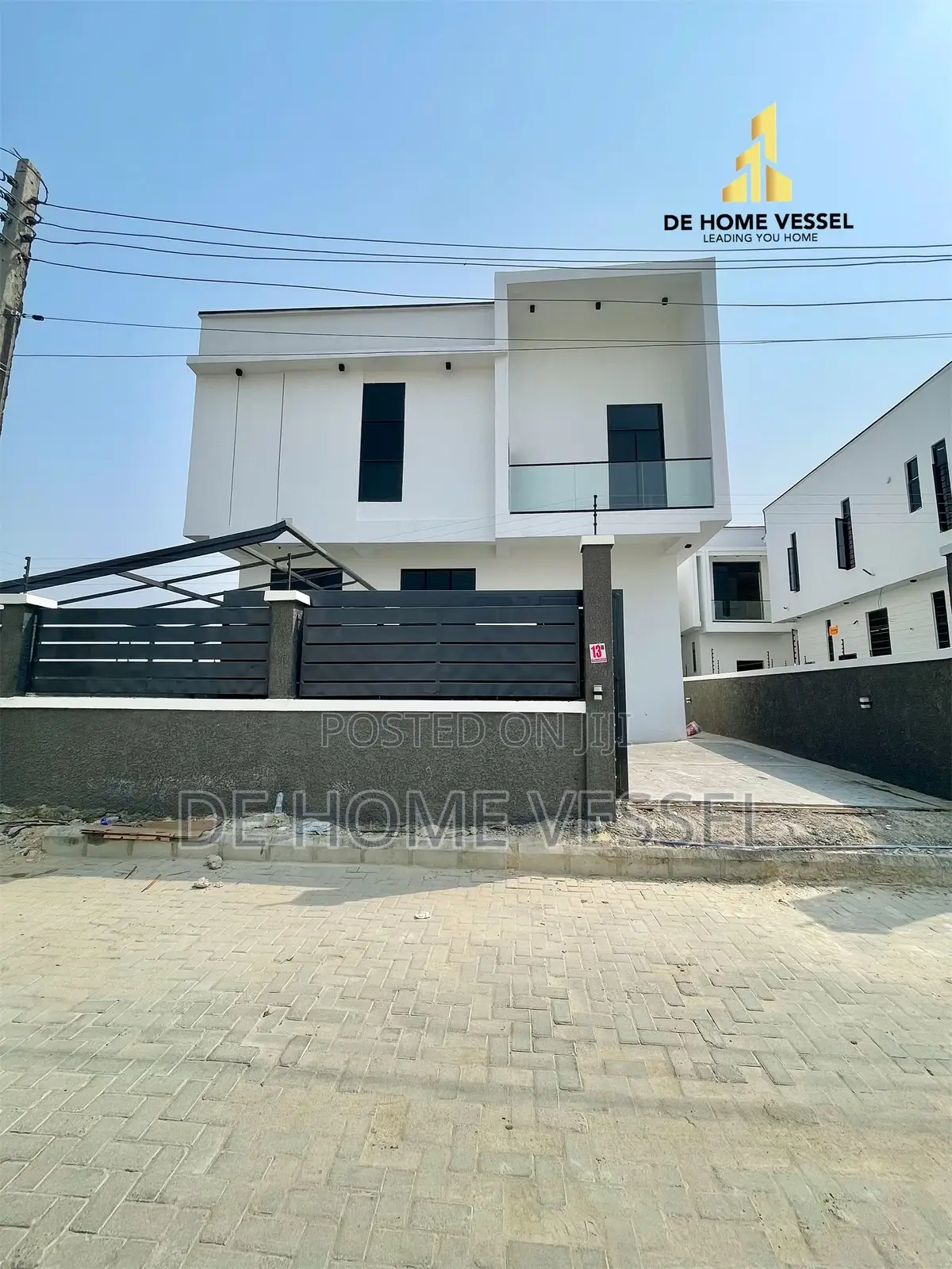 5bdrm Duplex in Lekki for sale