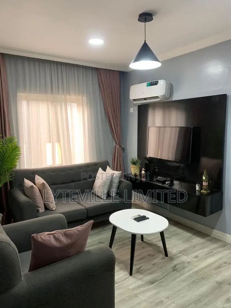 1 Bedroom With Rooftop