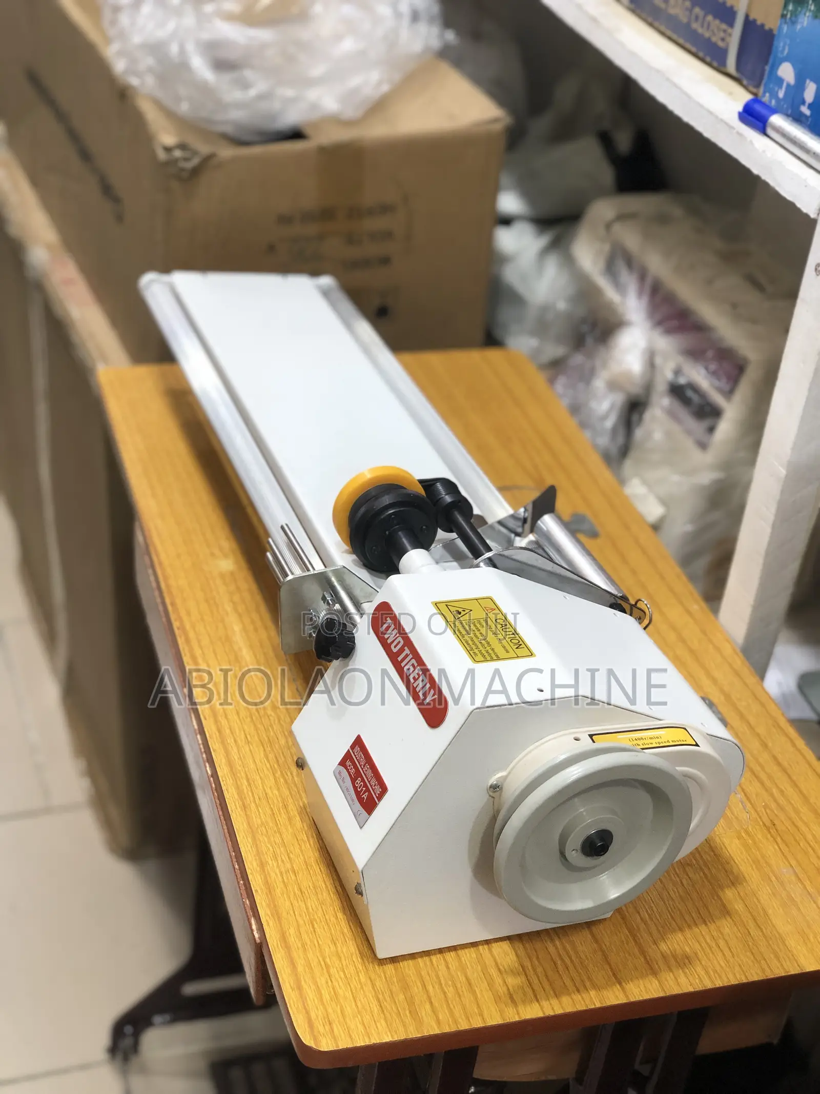 Bayers Cloth Rib Cutter Fabric Strip Cutting Machine 801a