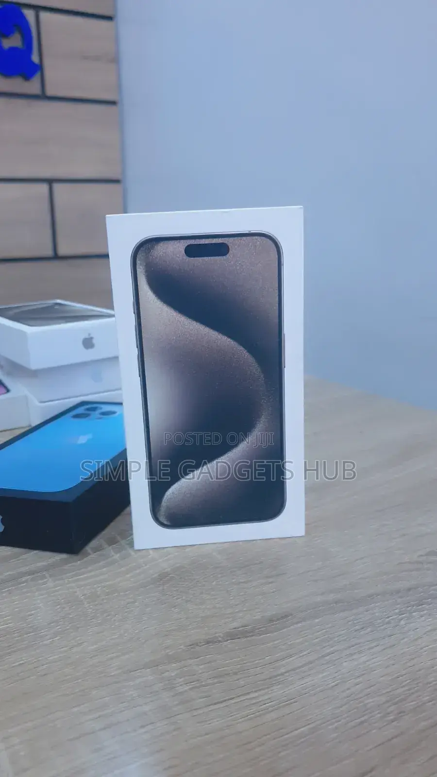 New Apple iPhone 15 Pro 256 GB