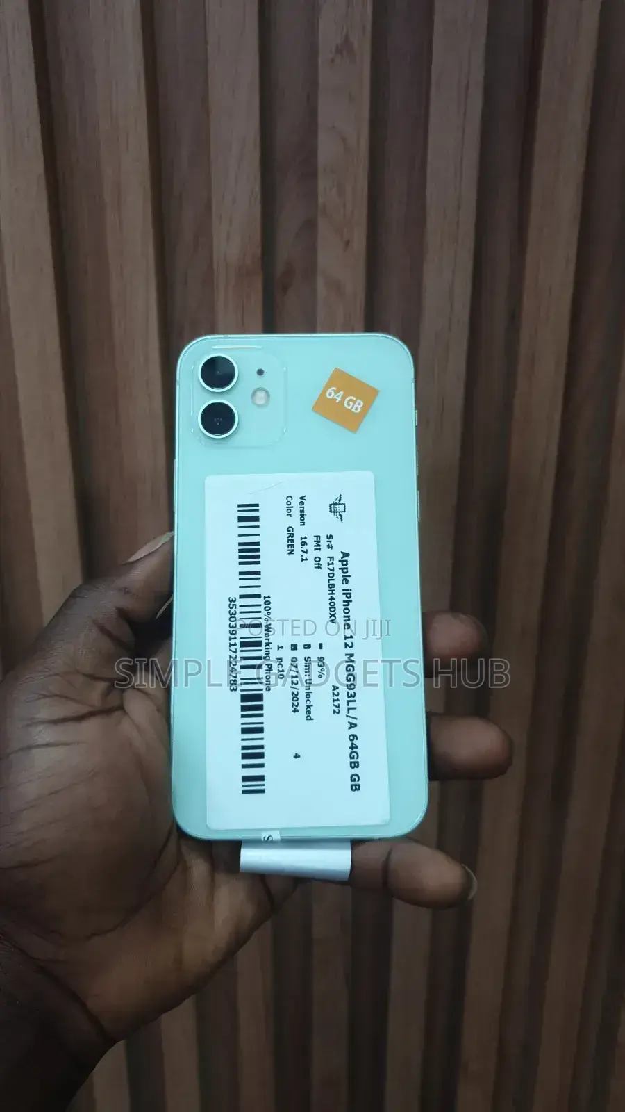 New Apple iPhone 12 64 GB Green