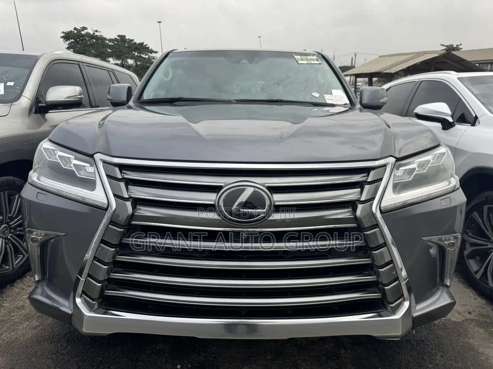 Lexus LX 570 AWD 2018 Gray