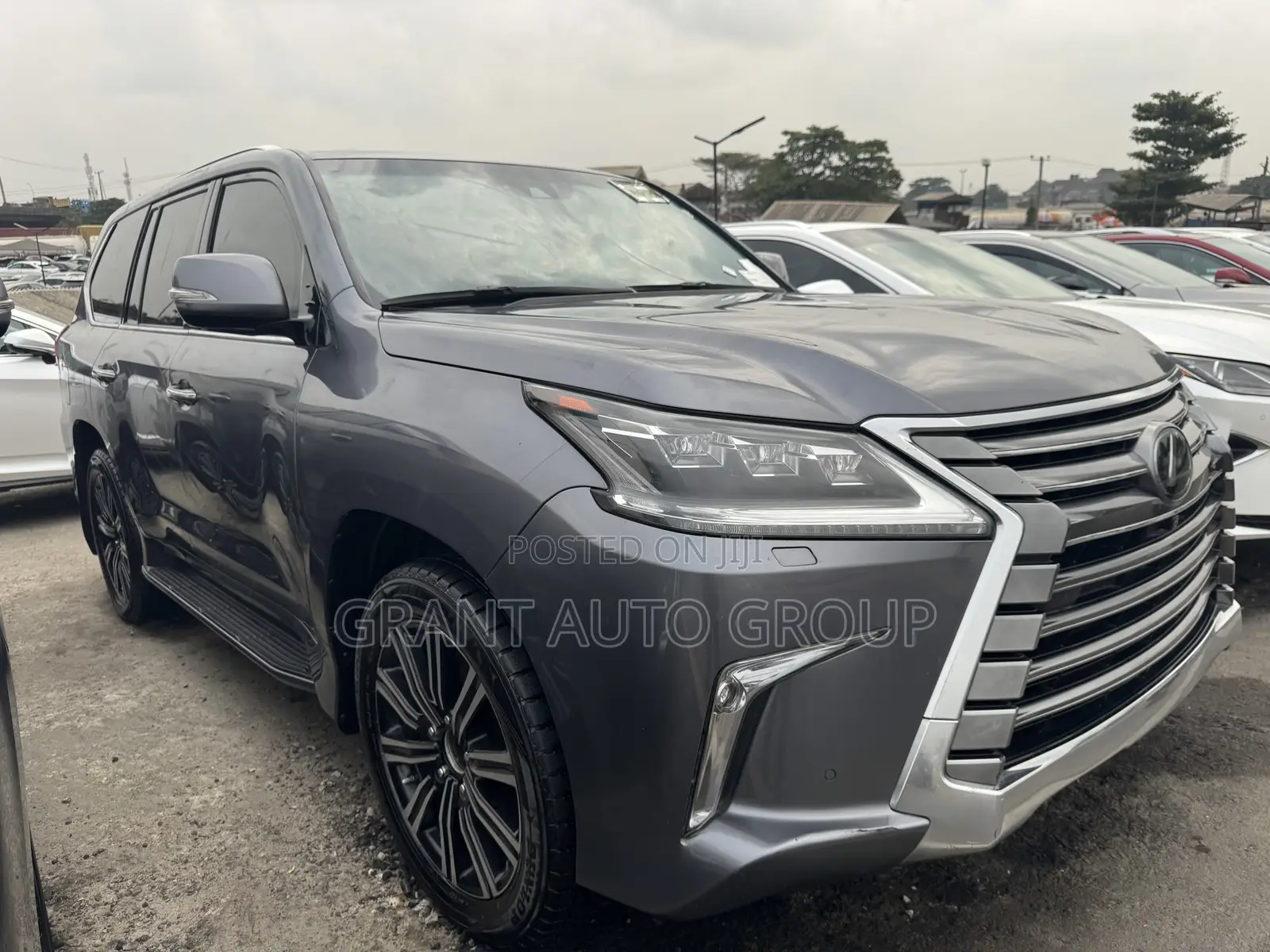 Lexus LX 570 AWD 2018 Gray