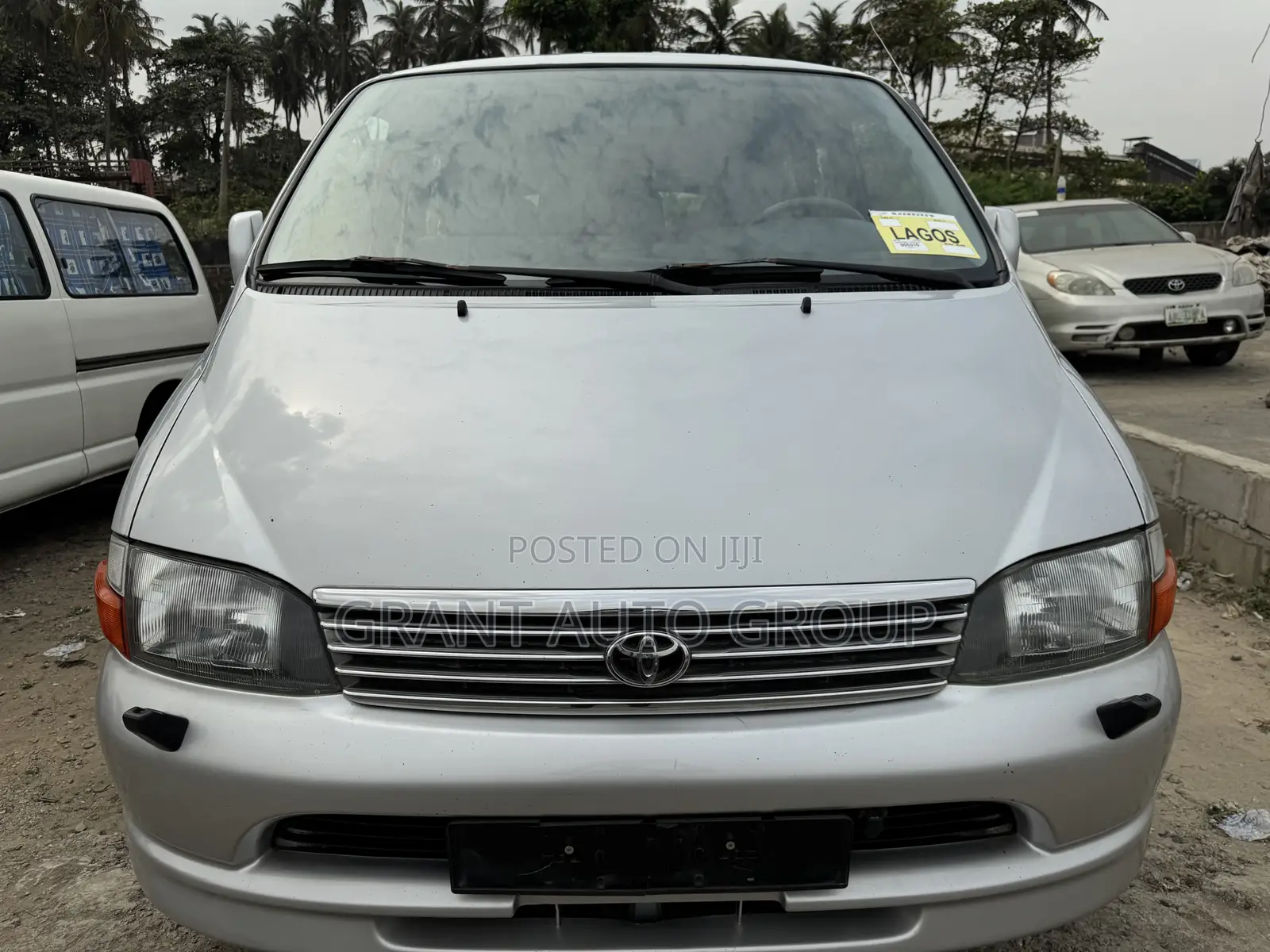 Toyota HiAce 2005 Silver