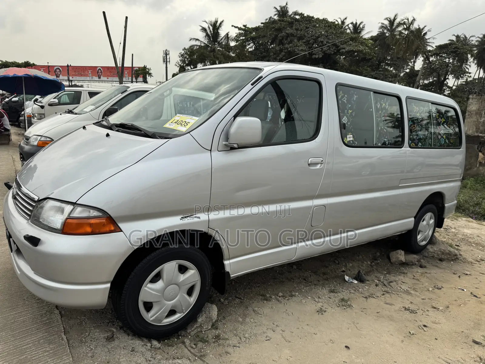 Toyota HiAce 2005 Silver