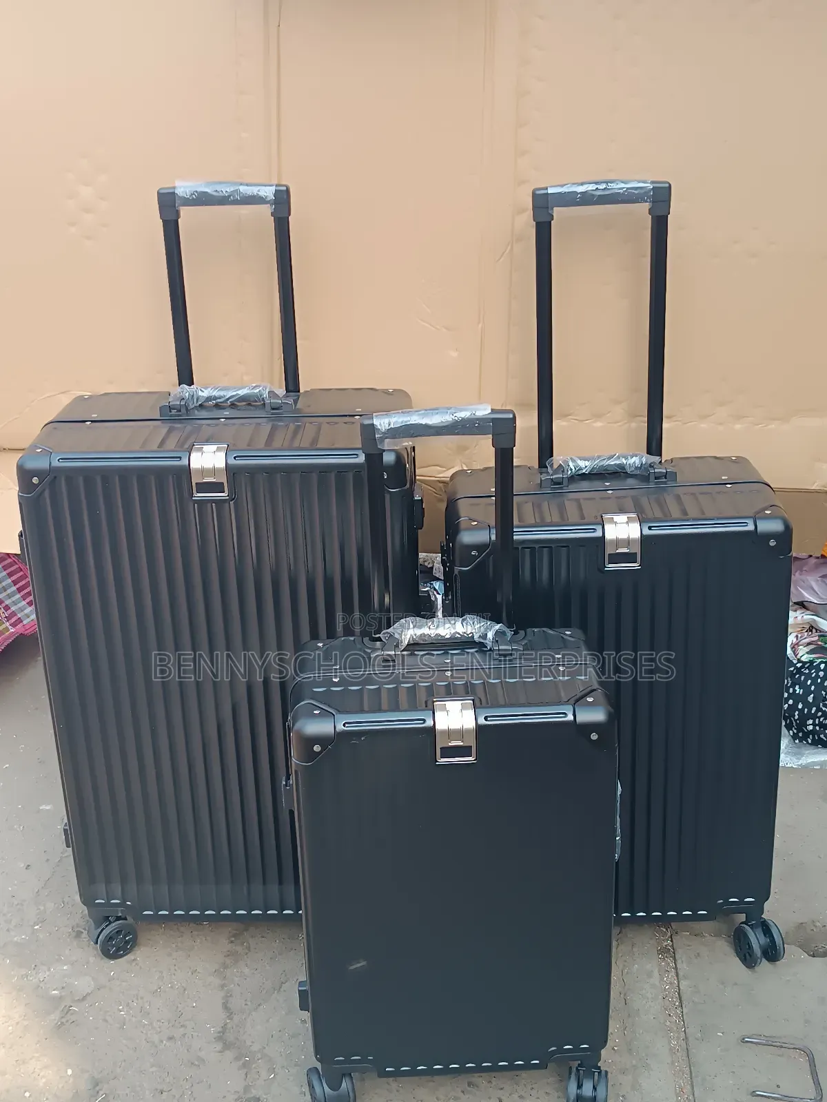 Set of Blackline Aluminium Luggage Boxes Wt Waterbottle Case