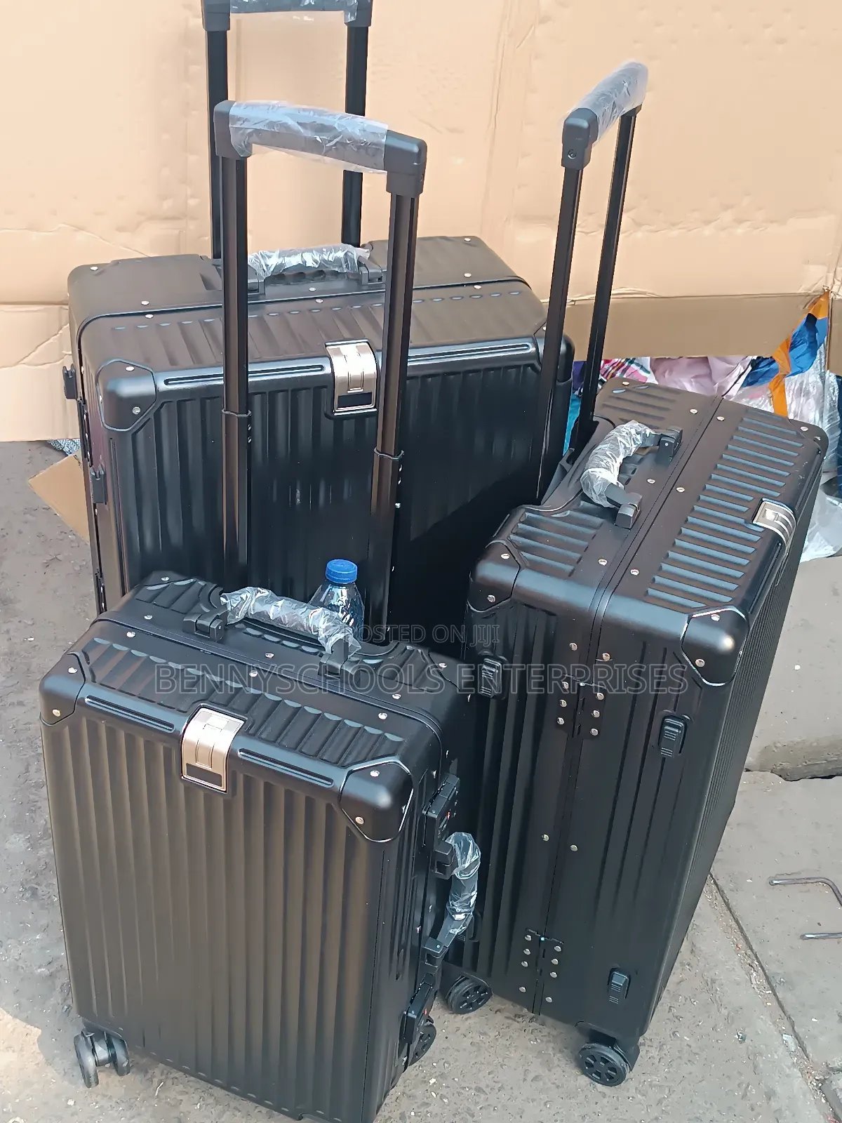 Set of Blackline Aluminium Luggage Boxes Wt Waterbottle Case
