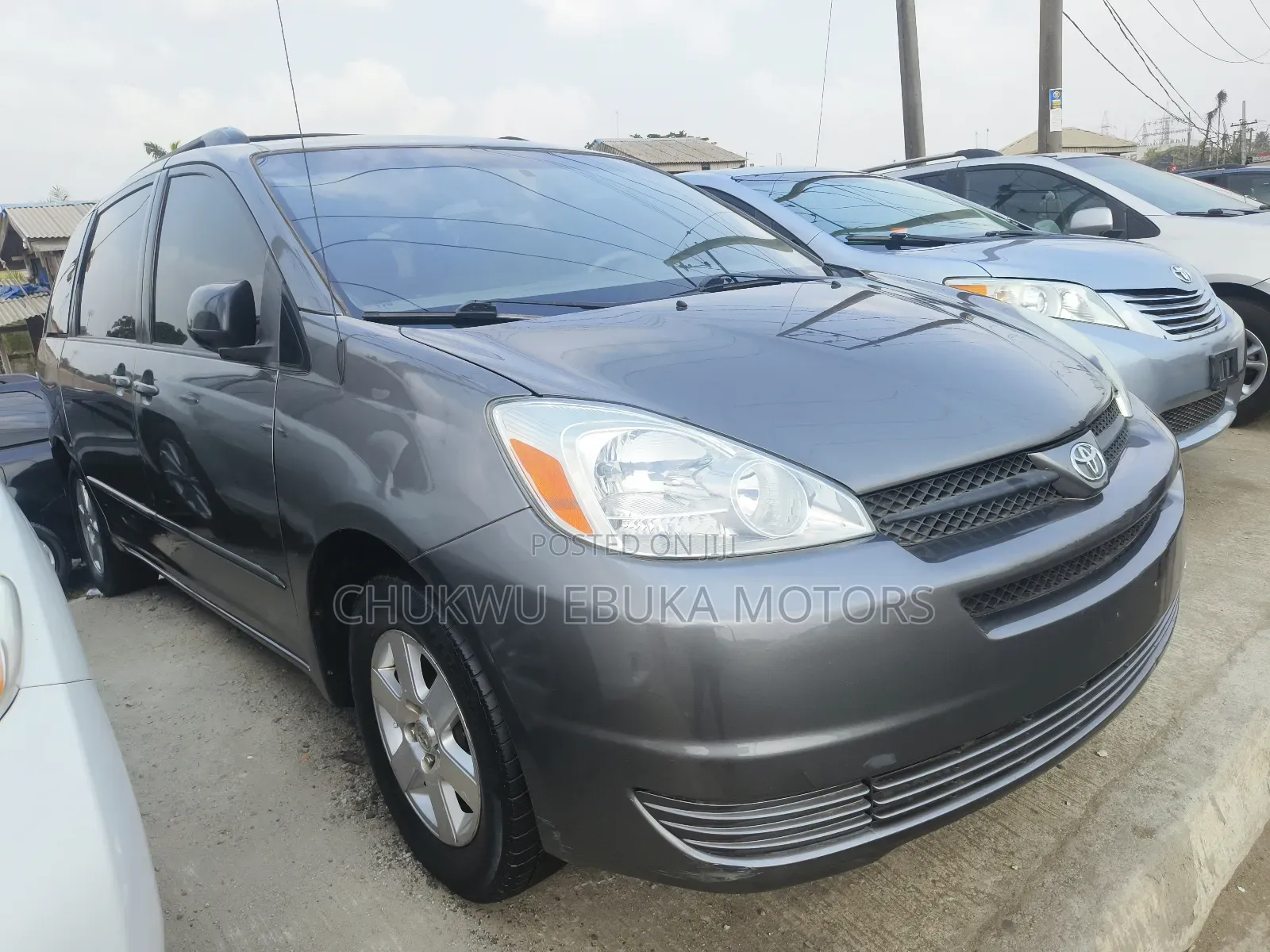 Toyota Sienna LE AWD 2005 Gray