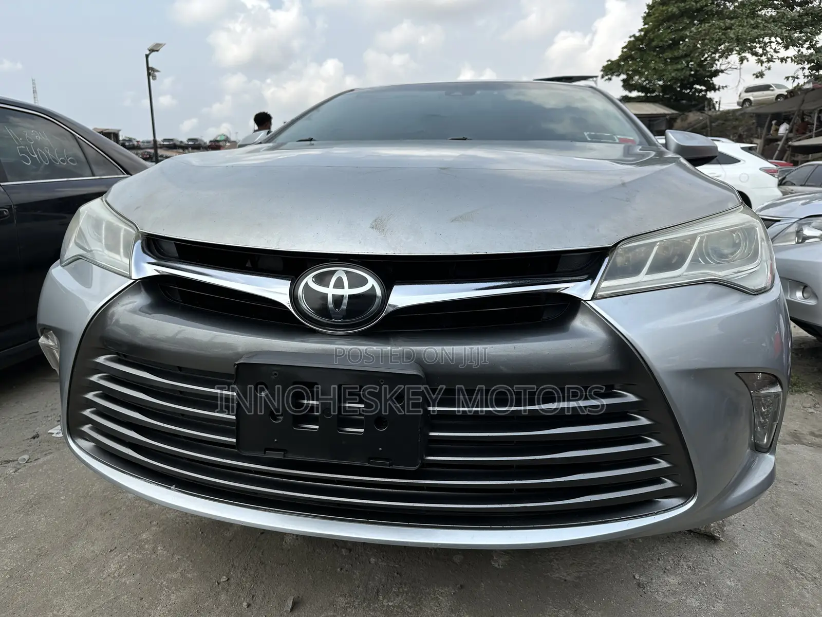 Toyota Camry 2016 Silver