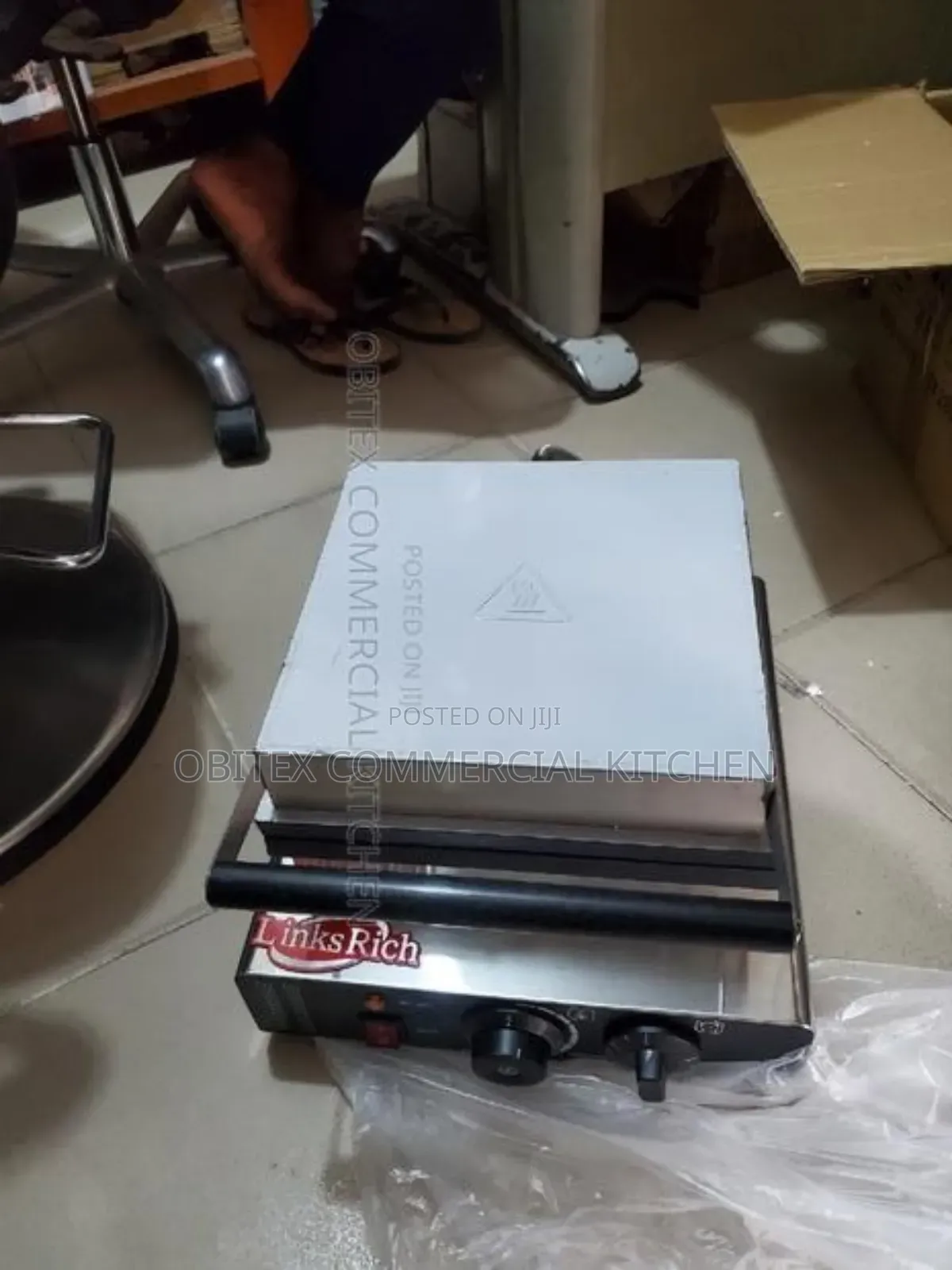 Industrial Electric Cup Cake Waffle Machine