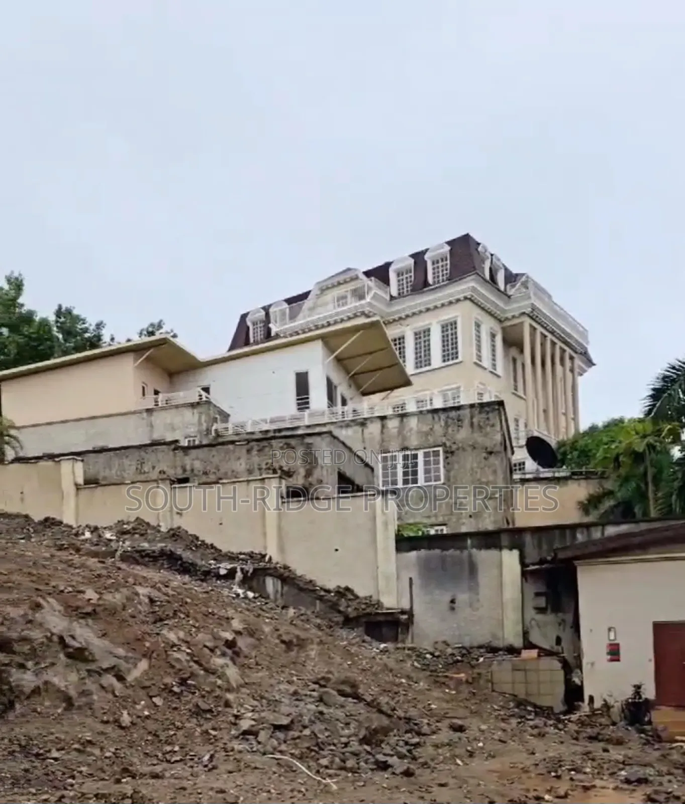 2,818.02m2 Residential Land With an Old Building