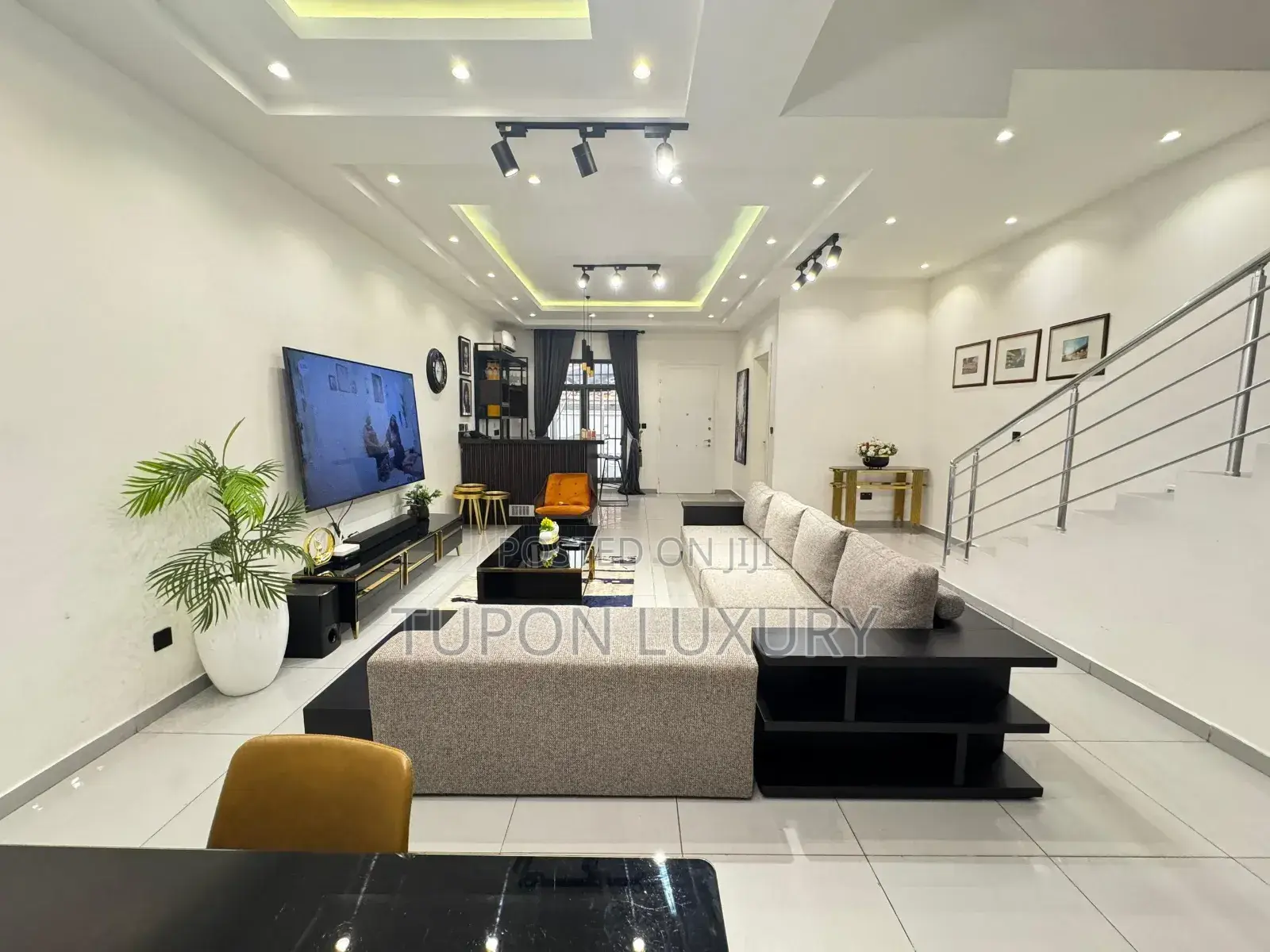 Luxury Exclusive 4bedroom Waterfront Duplex in Lekki