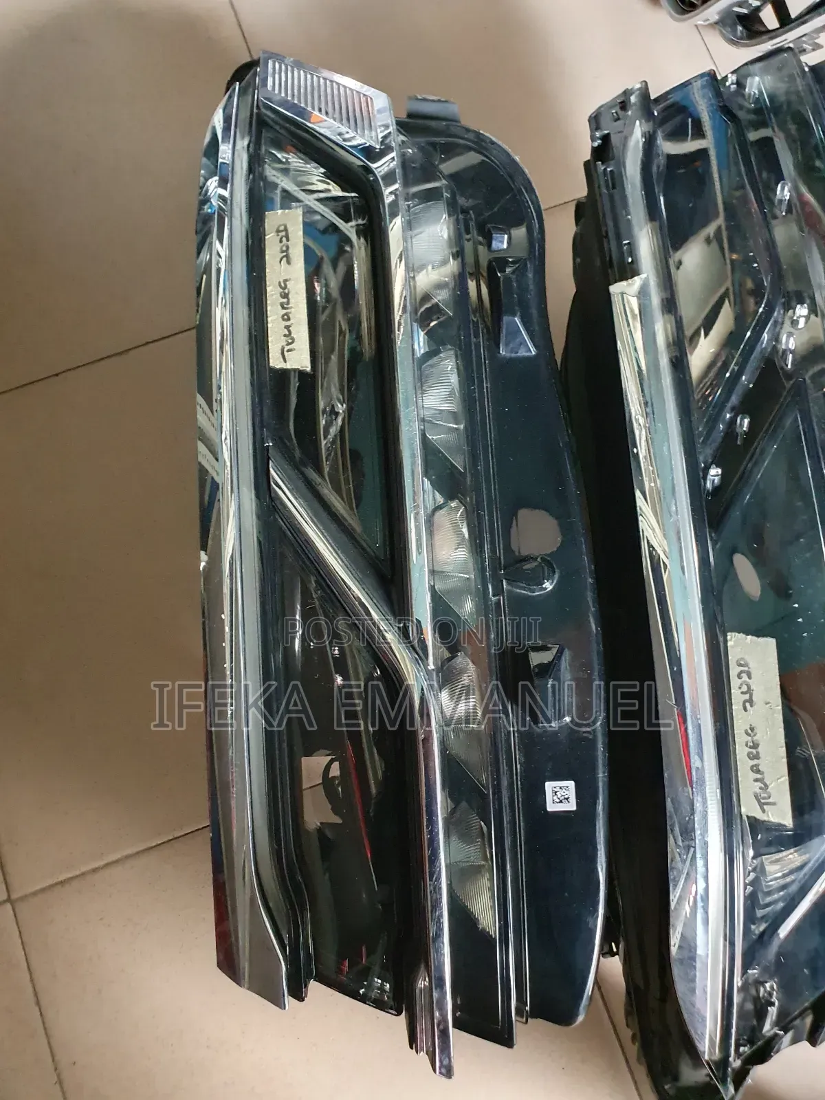 Headlights Volkswagen Touareg 2020