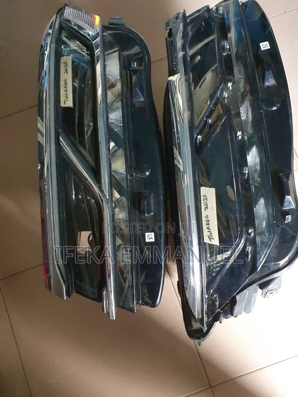 Headlights Volkswagen Touareg 2020