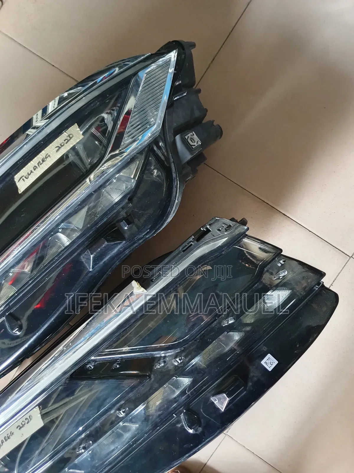 Headlights Volkswagen Touareg 2020