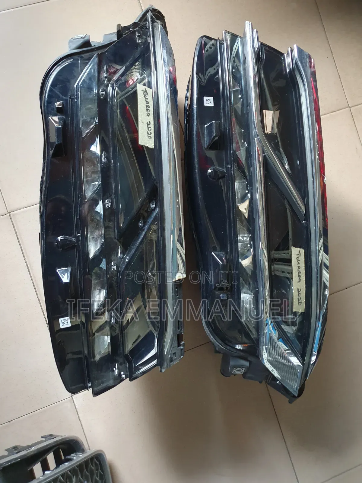 Headlights Volkswagen Touareg 2020