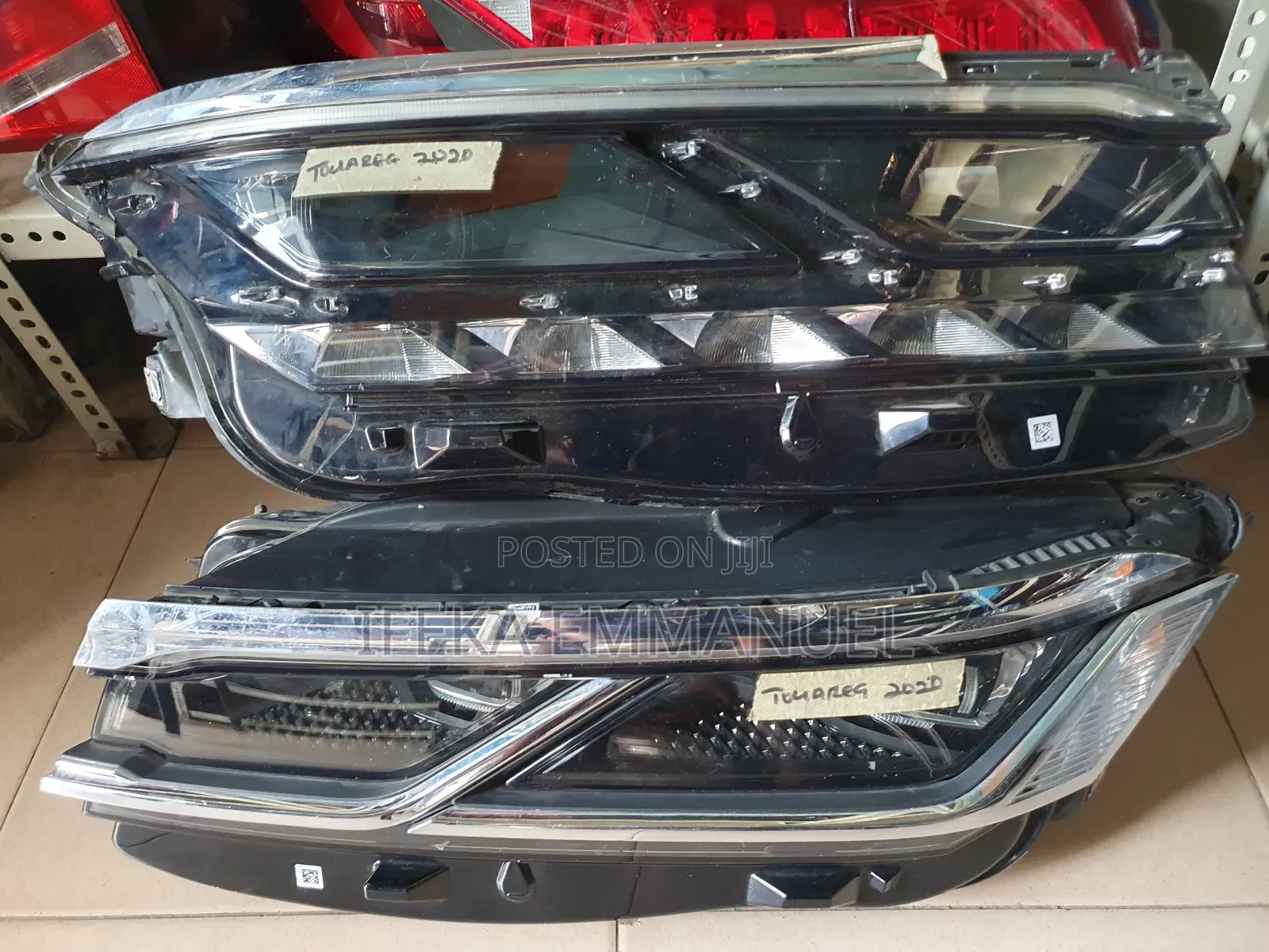 Headlights Volkswagen Touareg 2020