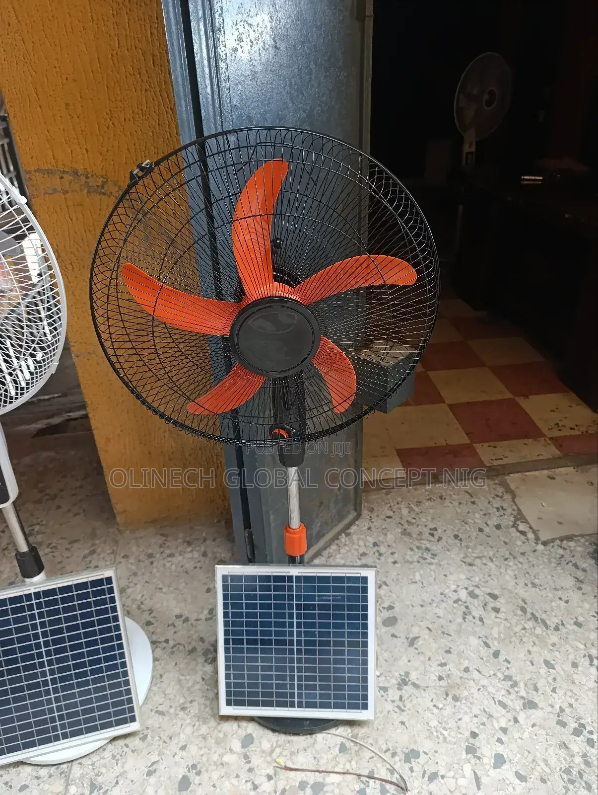 Black Diamond Solar Fan