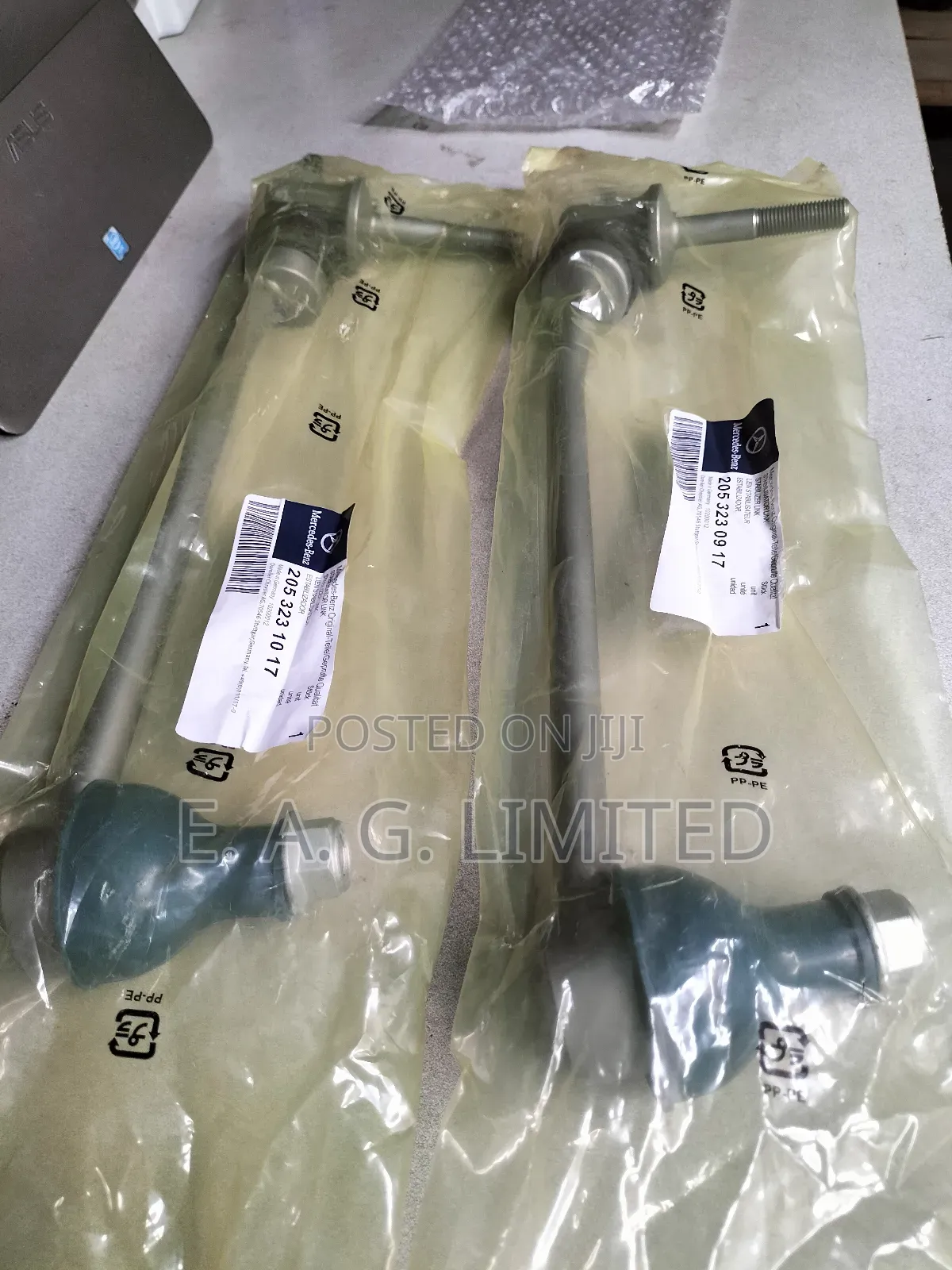 Mercedes-Benz Stabilizer Linkages 205-323-09 10-17