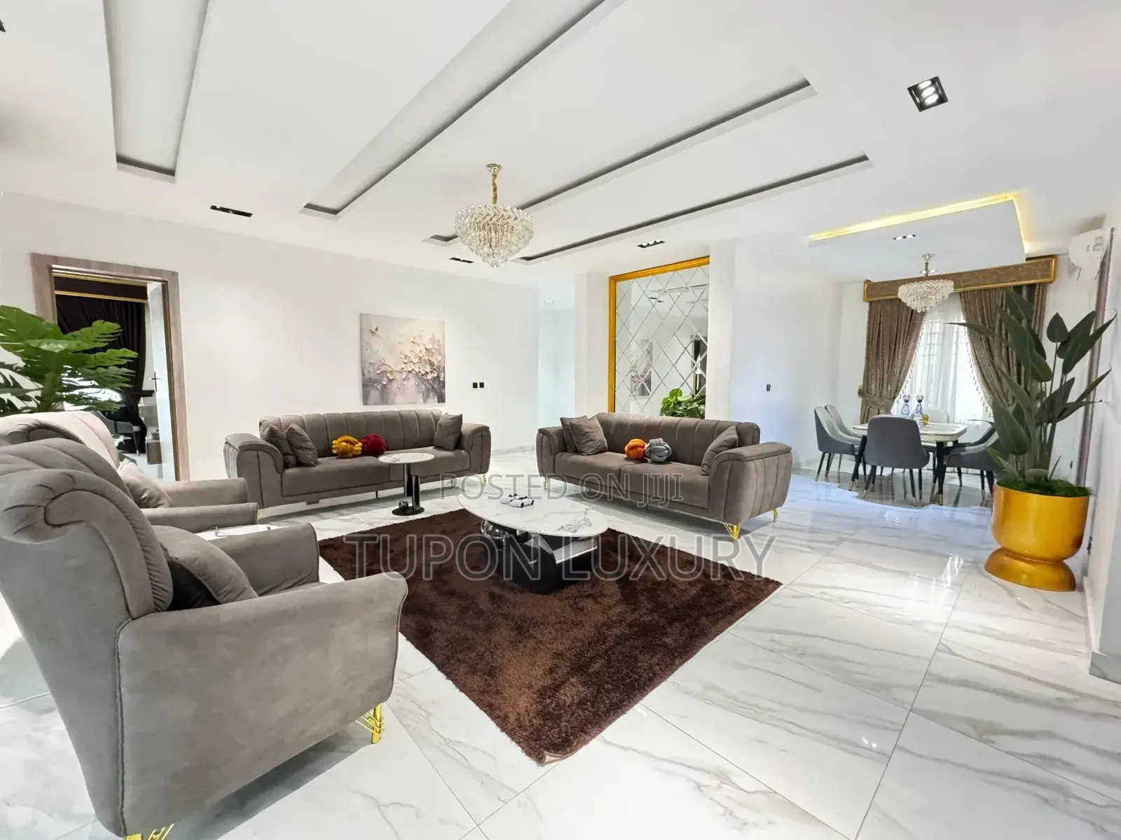 Tastefully Furnished 3bedroom Apartment