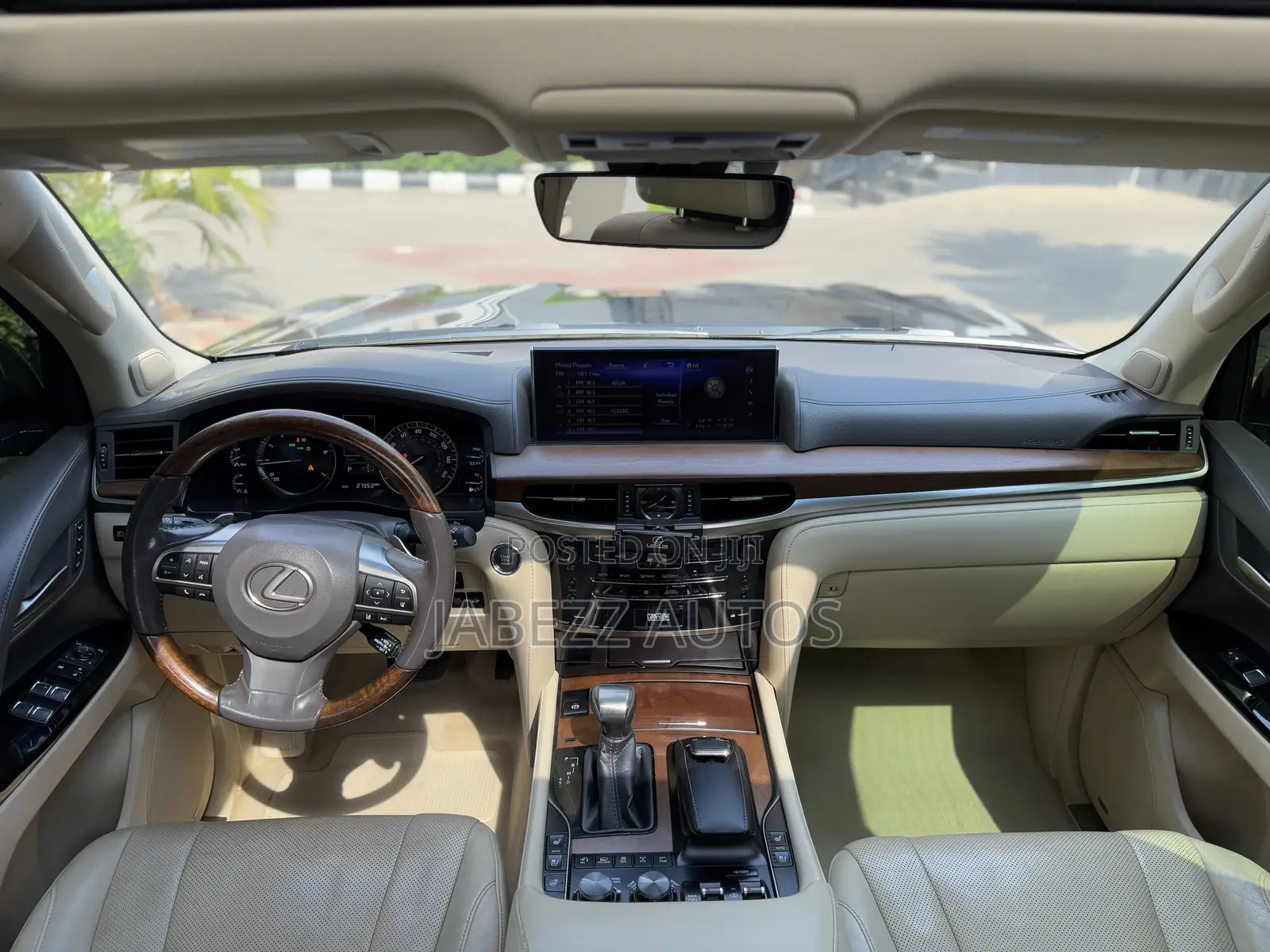 Lexus LX 570 (5 seats) AWD 2018 Blue