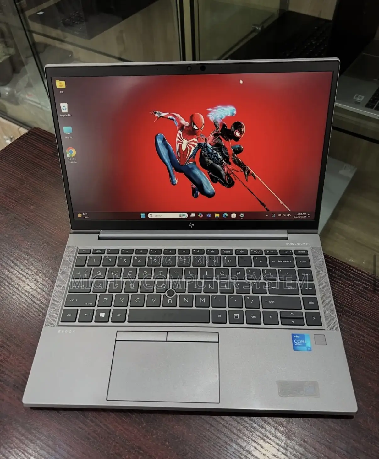 Laptop HP ZBook Firefly G8 16GB Intel Core I5 SSD 512GB