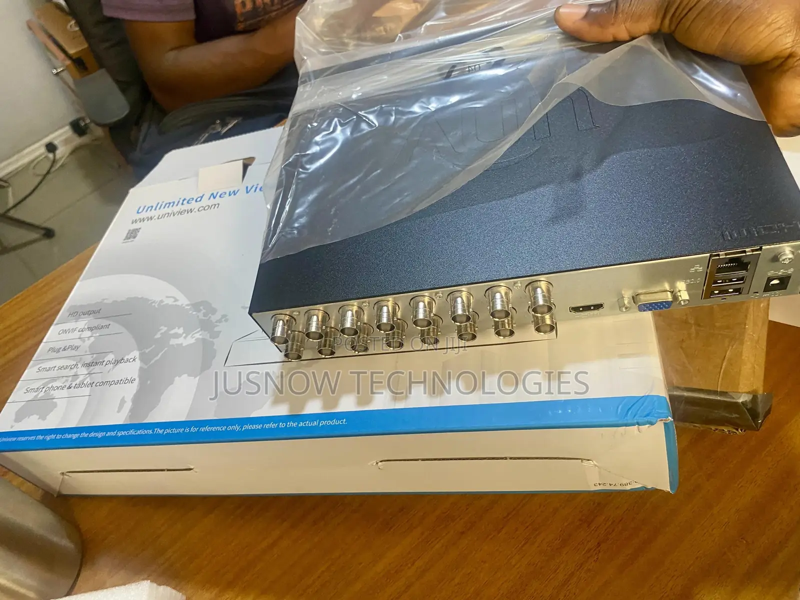 Uniview 16-Channel CCTV DVR