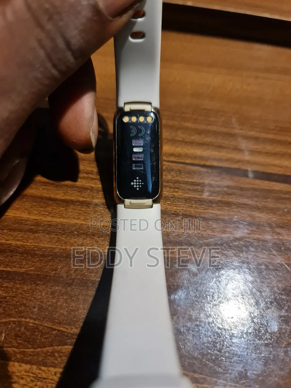 Fitbit Luxe-Fitness and Tracker With Stress Management