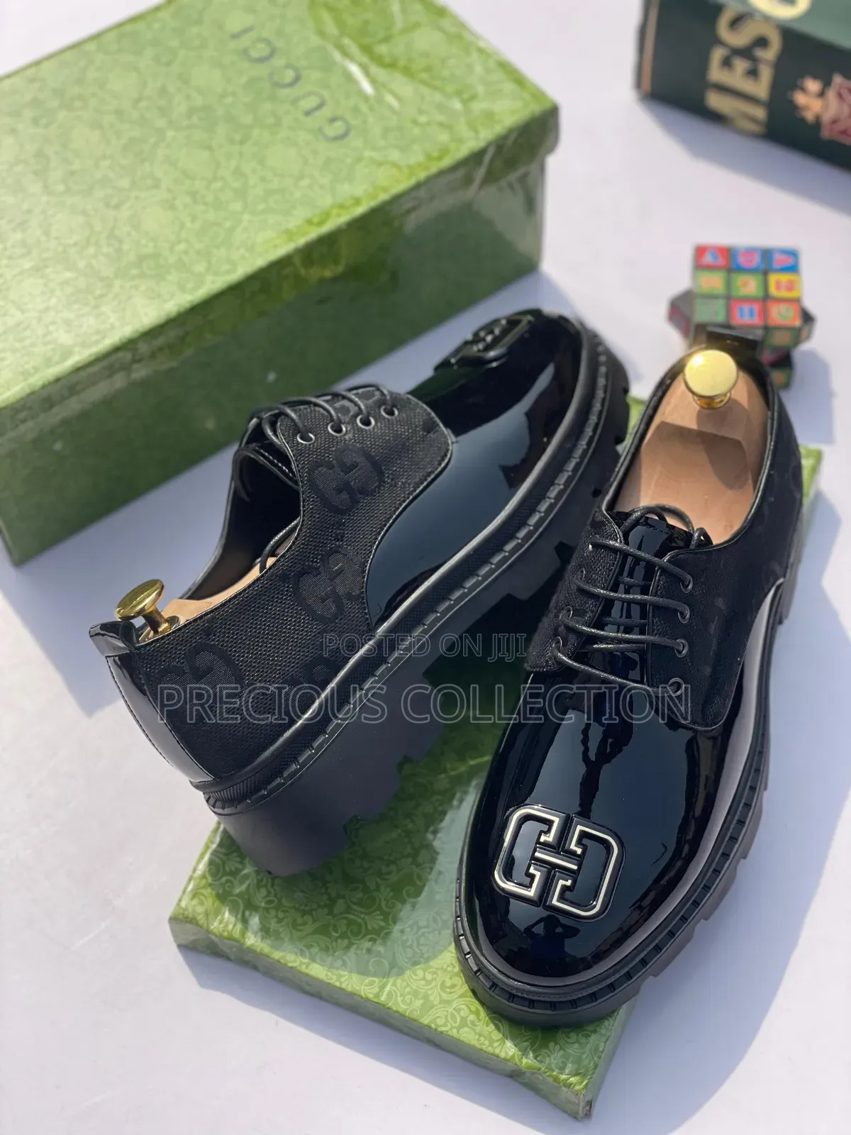 Men's Gucci Fabric/Glossy Leather Lace Up Shoe