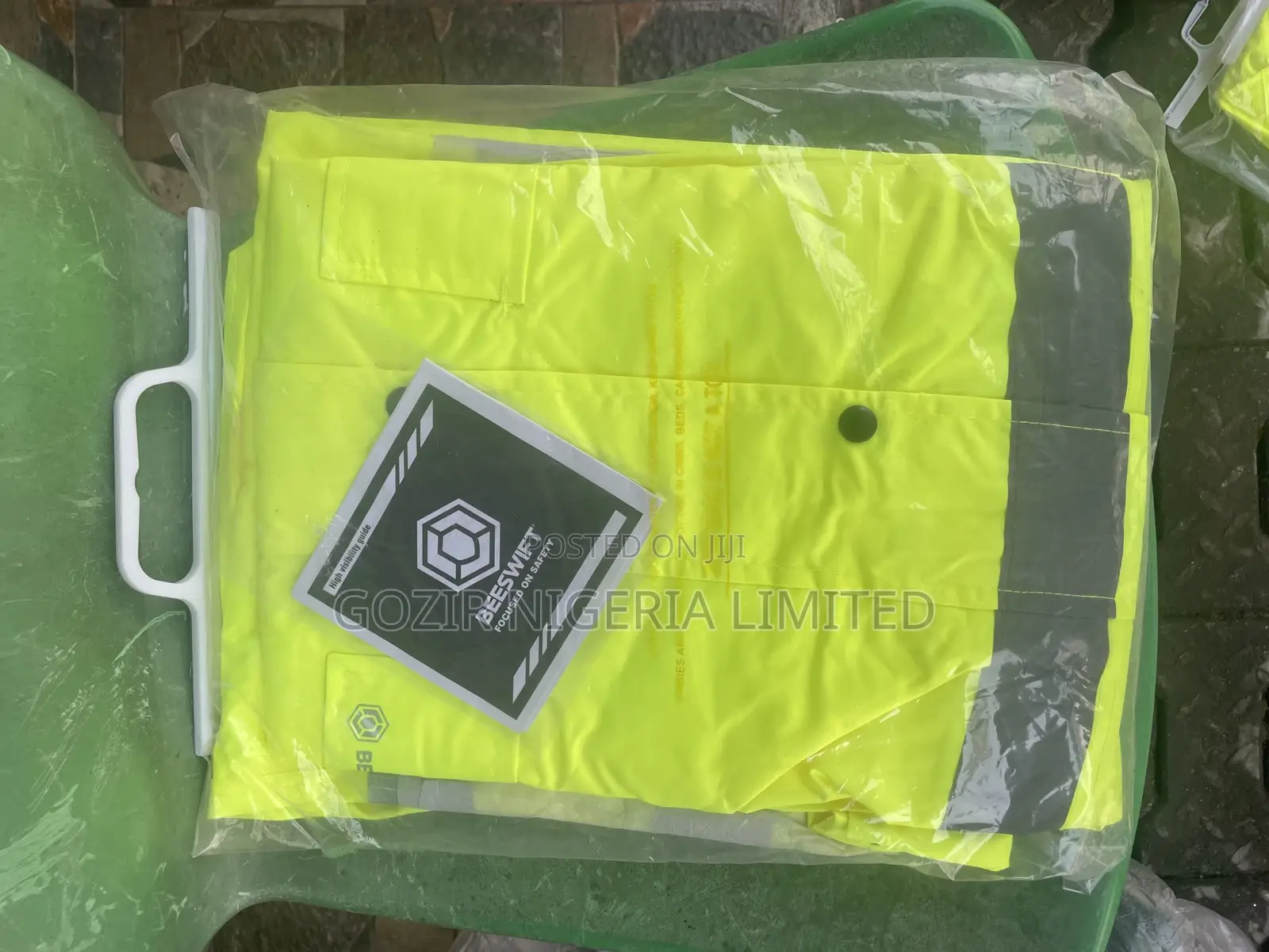 Beeswift Hi-vis Raincoat