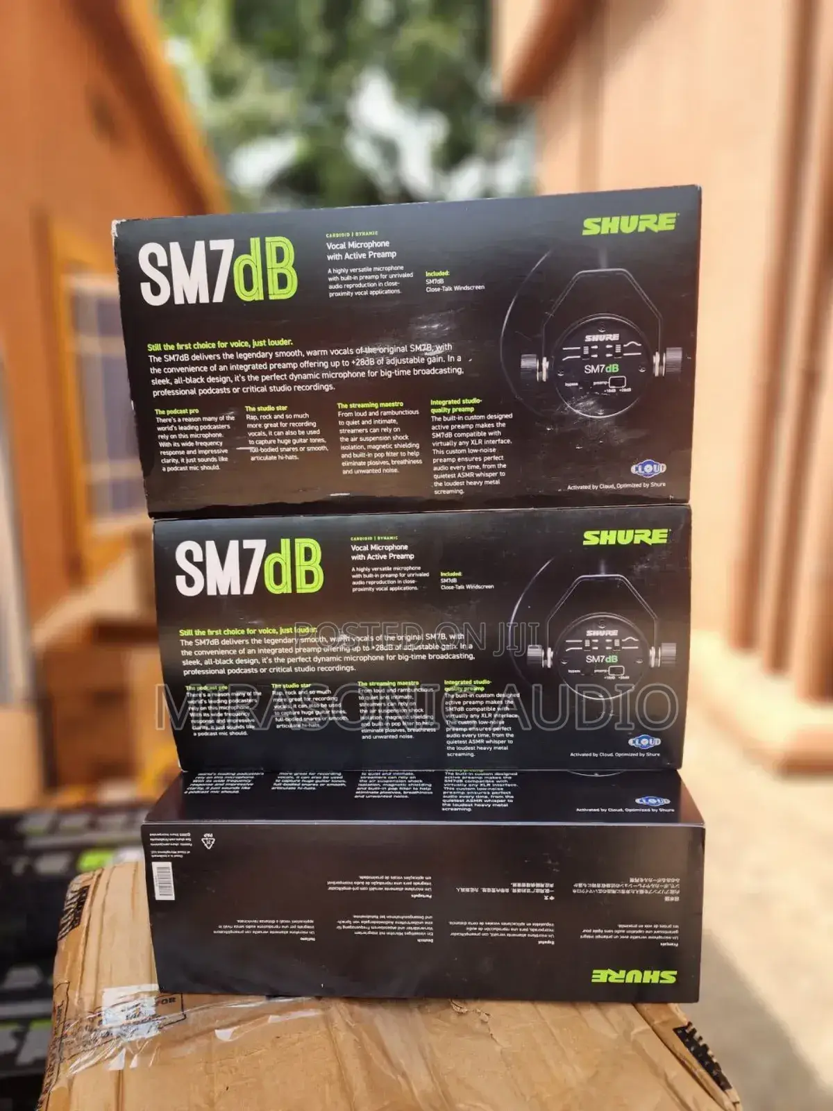 Shure Sm7db Dynamic Vocal Microphone With Built-in Preamp