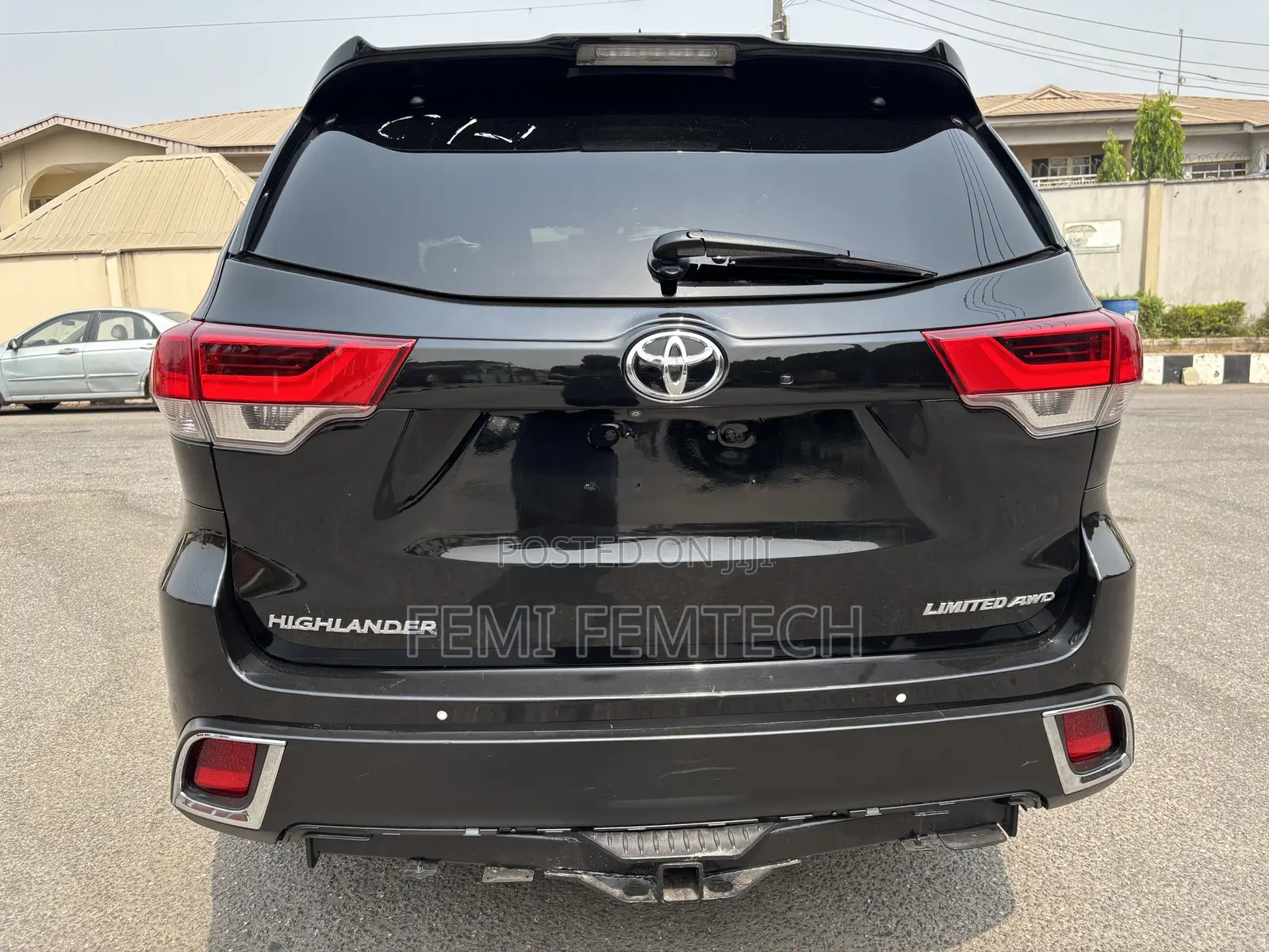 Toyota Highlander Limited 4x4 V6 (3.5L 6cyl 8A) 2017 Black