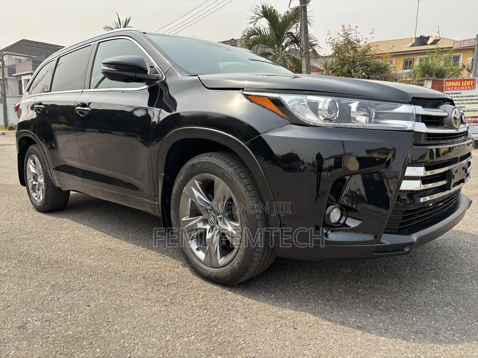 Toyota Highlander Limited 4x4 V6 (3.5L 6cyl 8A) 2017 Black