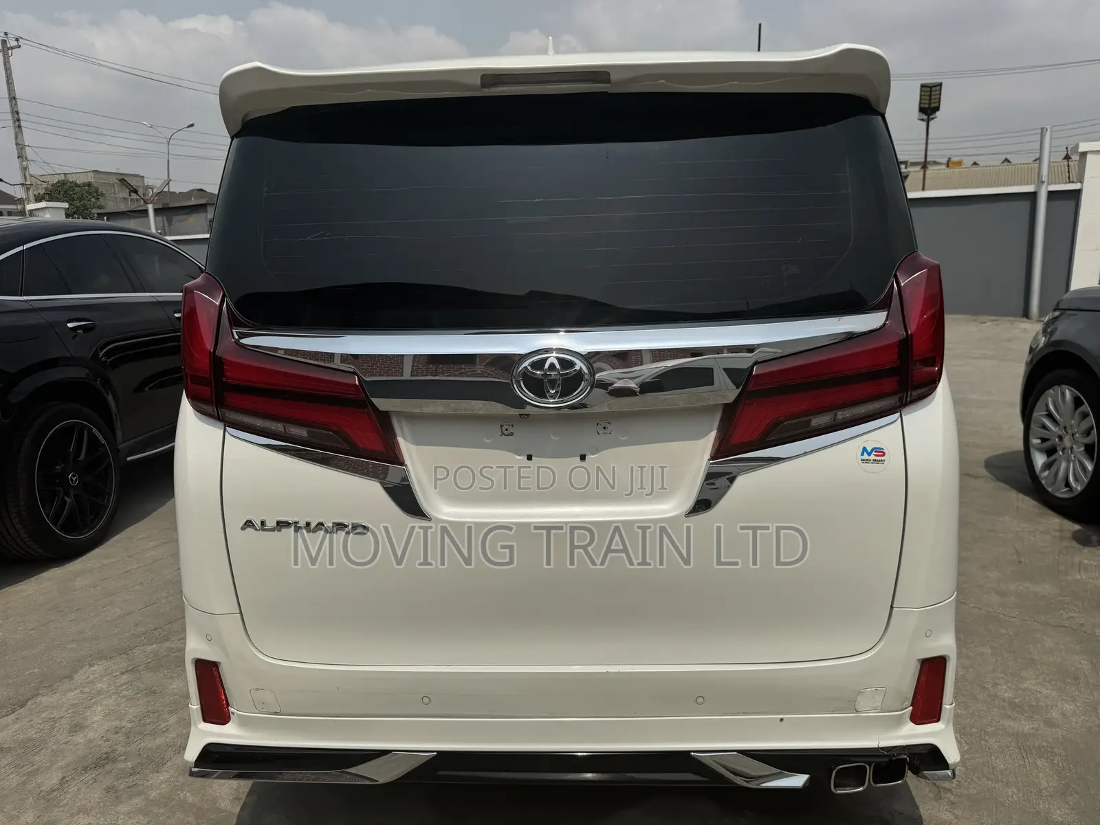 Toyota Alphard 2.5 Petrol AWD 2018 White