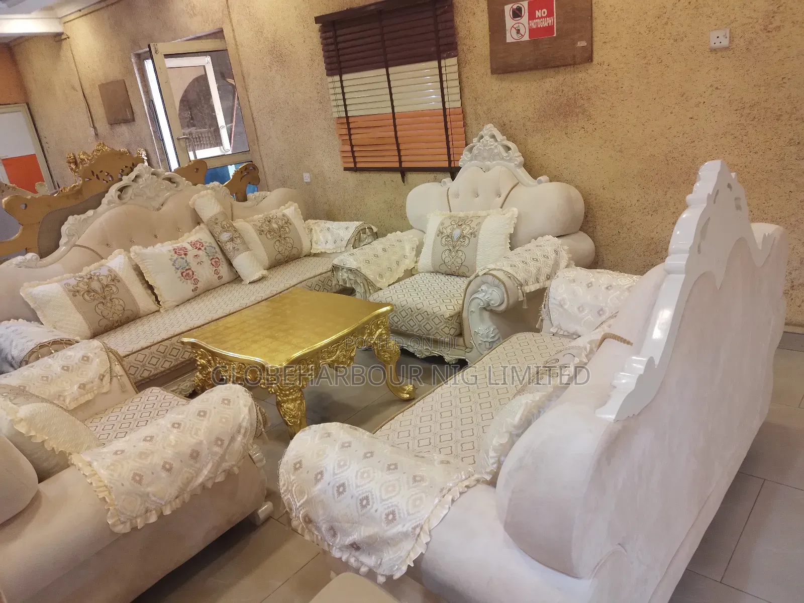 Royal Sofa With Centre Table