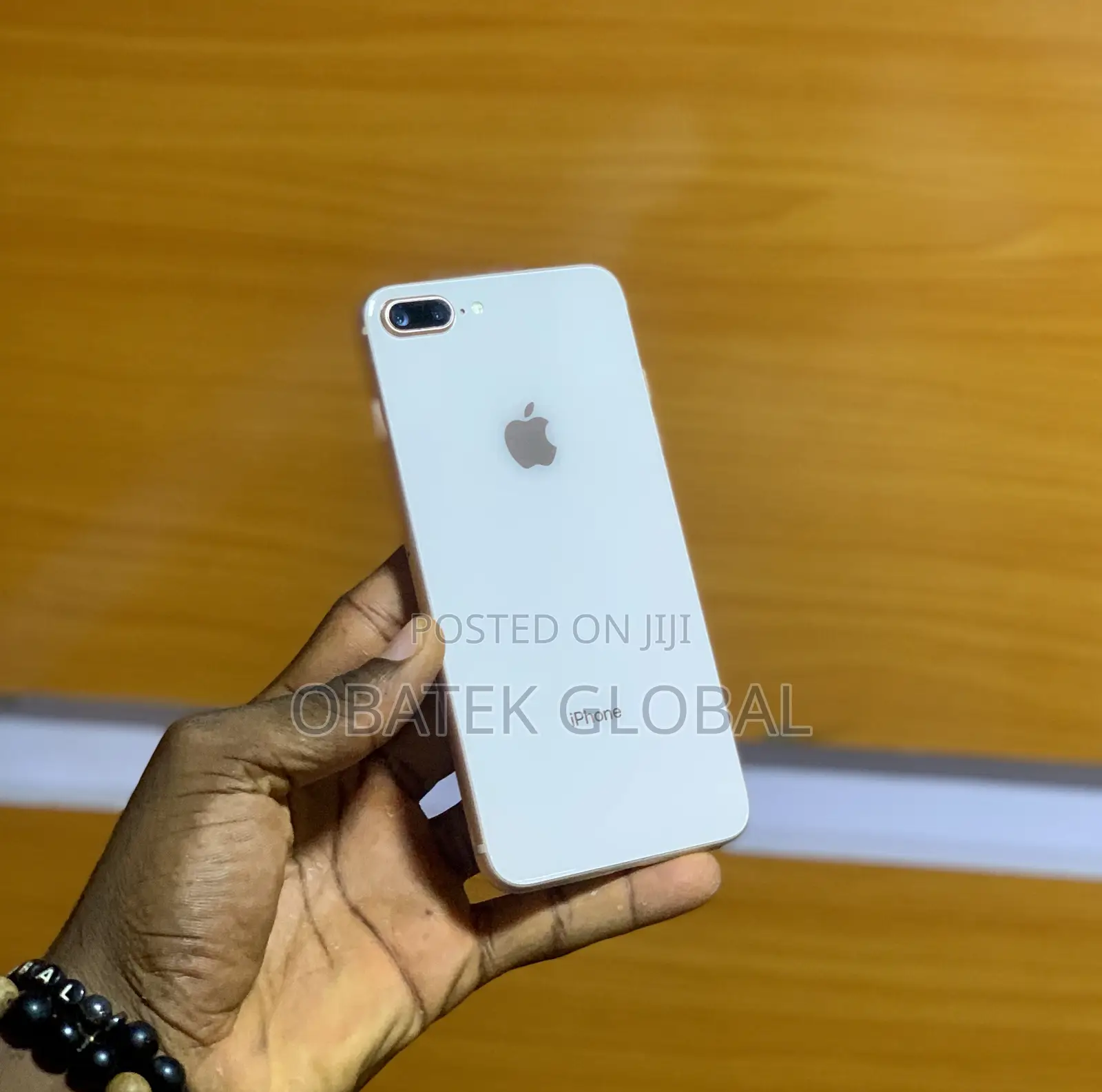 Apple iPhone 8 Plus 64 GB Gold