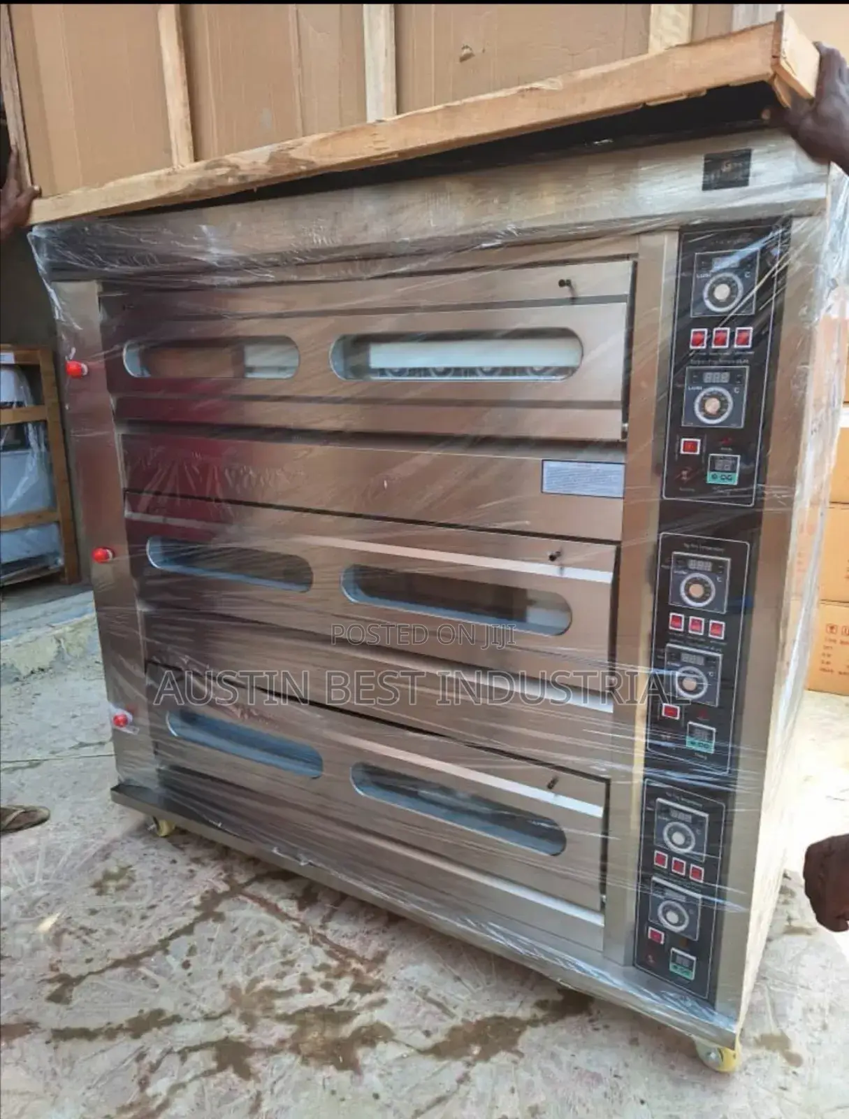 Triple Deck Gas Bakery Oven 9-Tray
