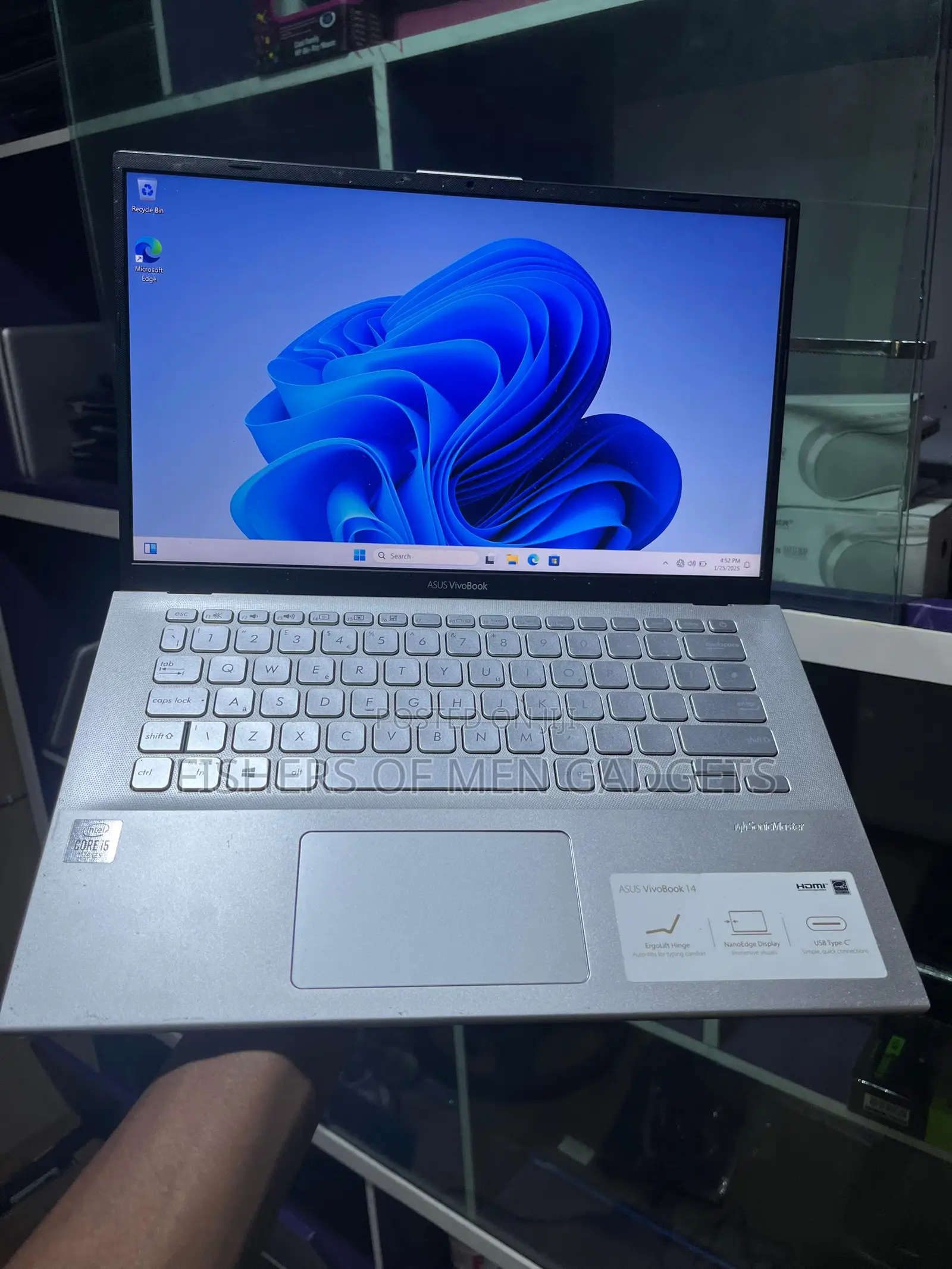 Laptop Asus VivoBook X540SA 8GB Intel Core I5 SSD 256GB