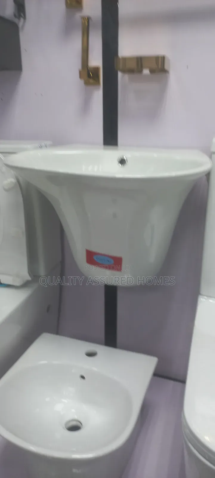 Executive Hung Basin