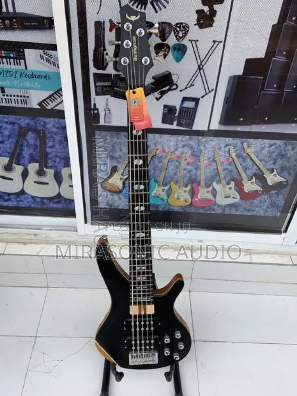 Bullfighter 5 Strings Active Bass Guitar